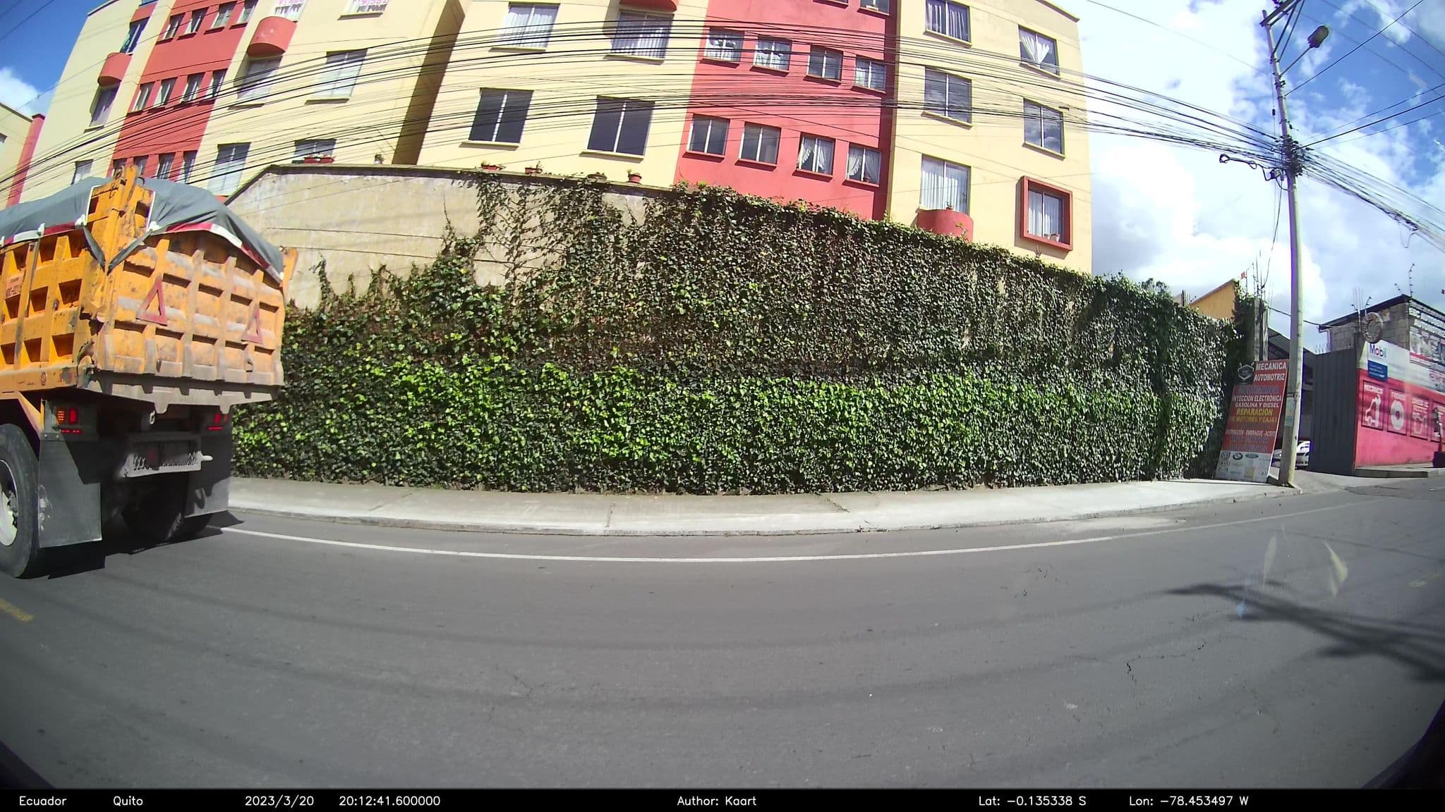 Street view near Urbanización las cascada, Pomasqui