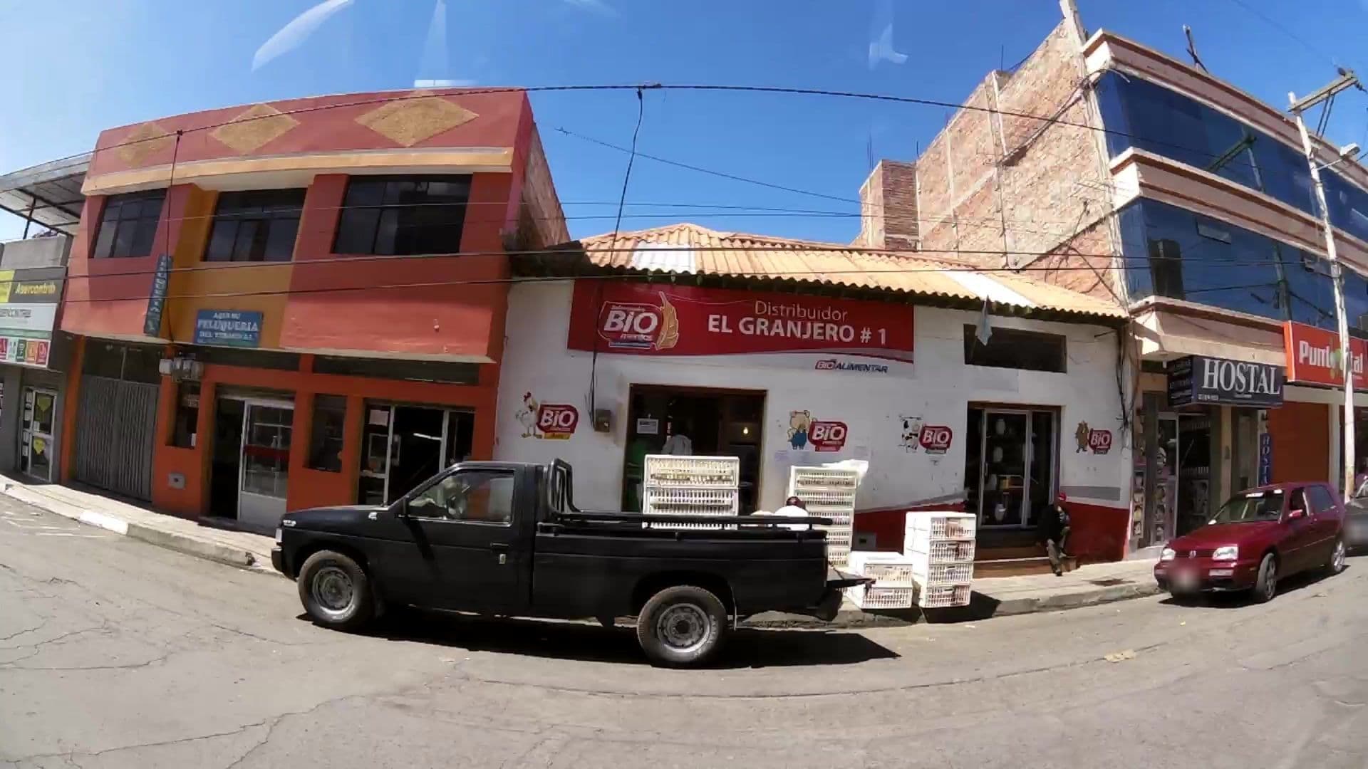 Street view near Hostal San Gabriel, Riobamba — © kaartcam (CC BY-SA · Mapillary)
