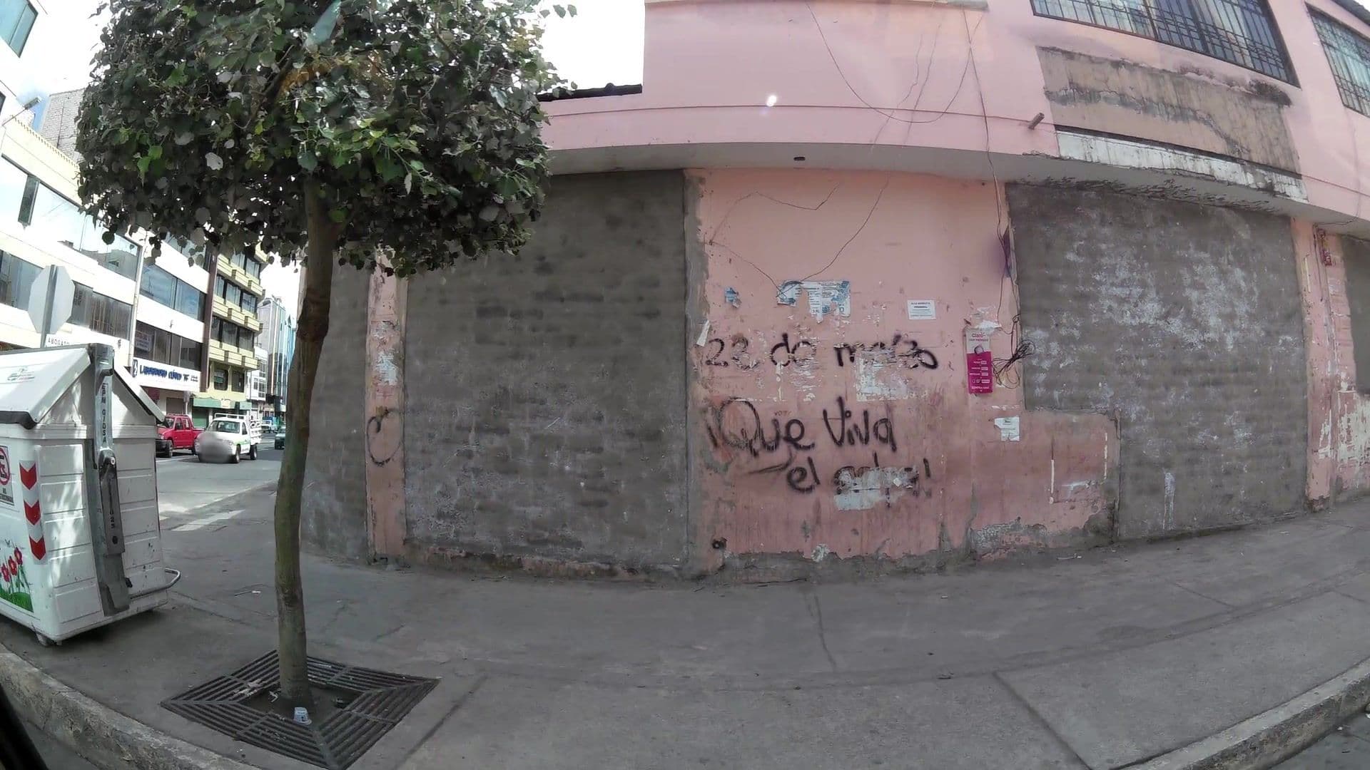 Street view near Plaza Cívica, Ambato — © kaartcam (CC BY-SA · Mapillary)