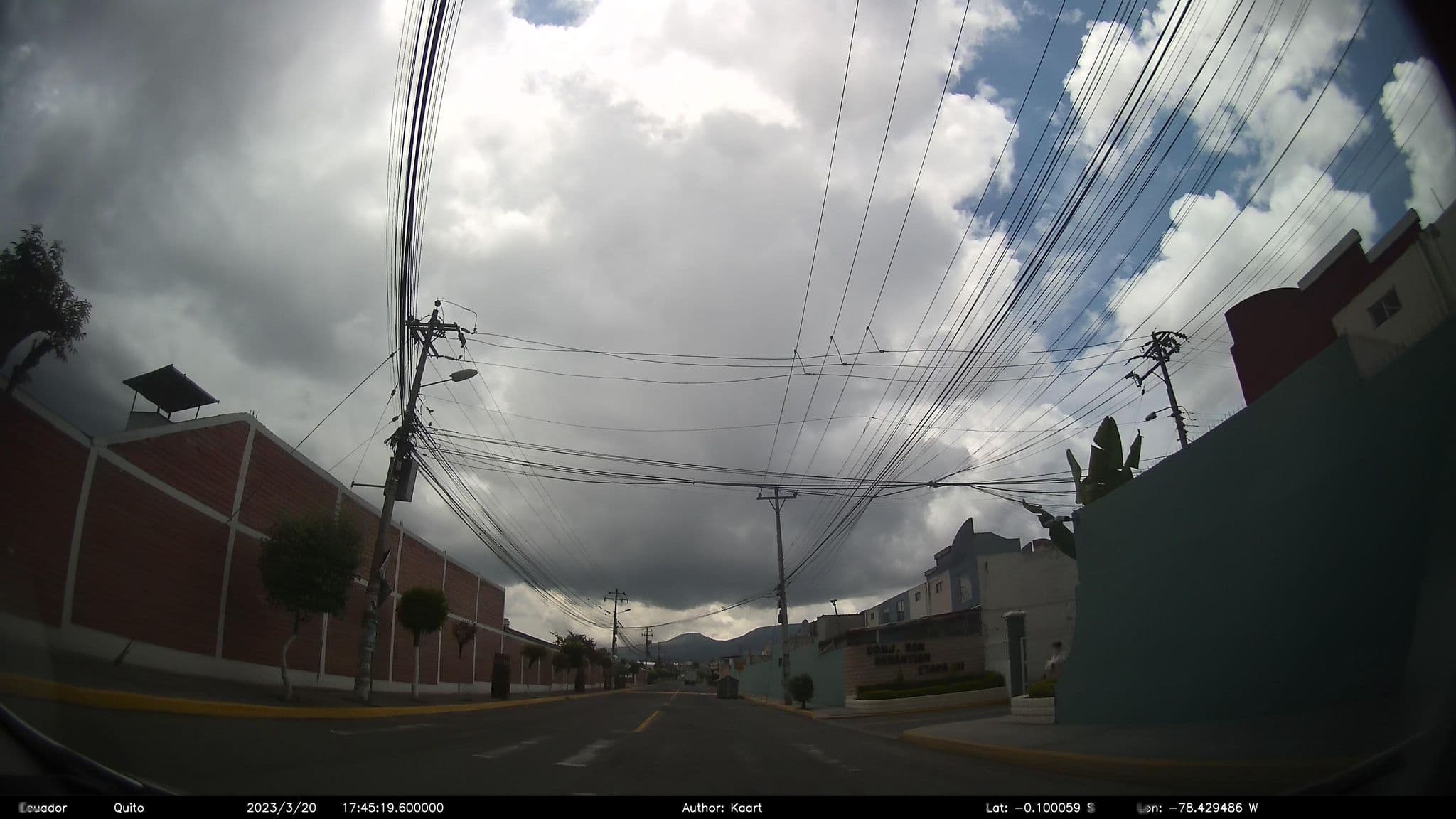 Street view near San sebastian 3, Pomasqui — © kaart_2 (CC BY-SA · Mapillary)
