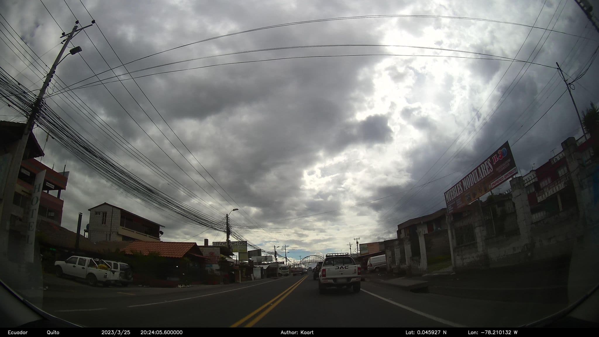Street view near Hostal Rancho Manabita, Cayambe — © kaart_2 (CC BY-SA · Mapillary)