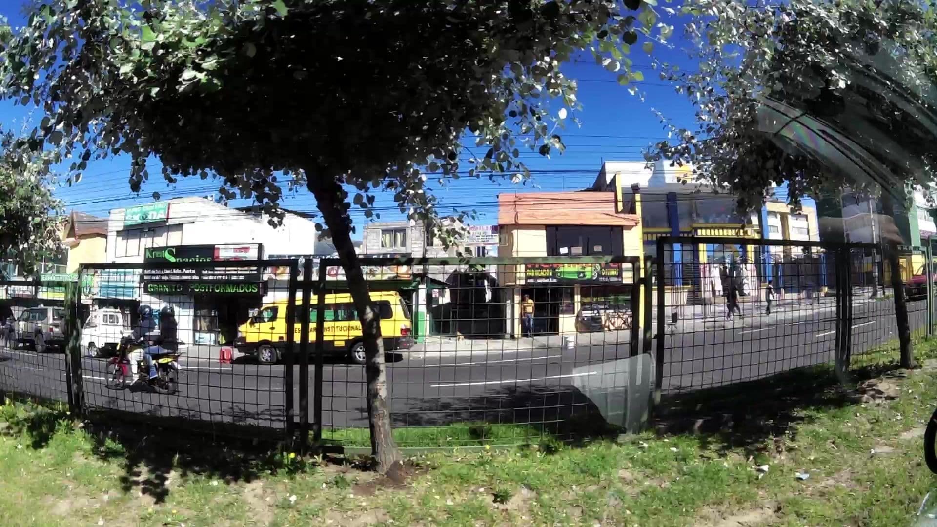Street view near Hostería Mindo Lago, Pomasqui