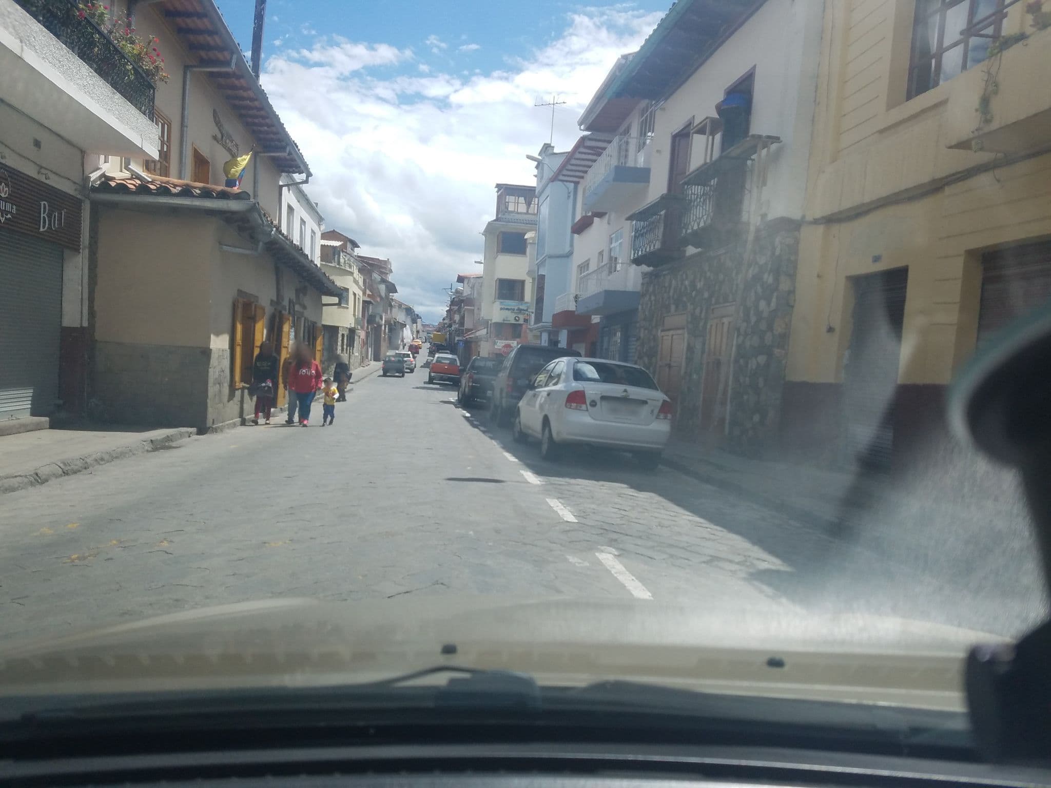 Street view near Ñañas Hostel, Cuenca — © frucoec (CC BY-SA · Mapillary)