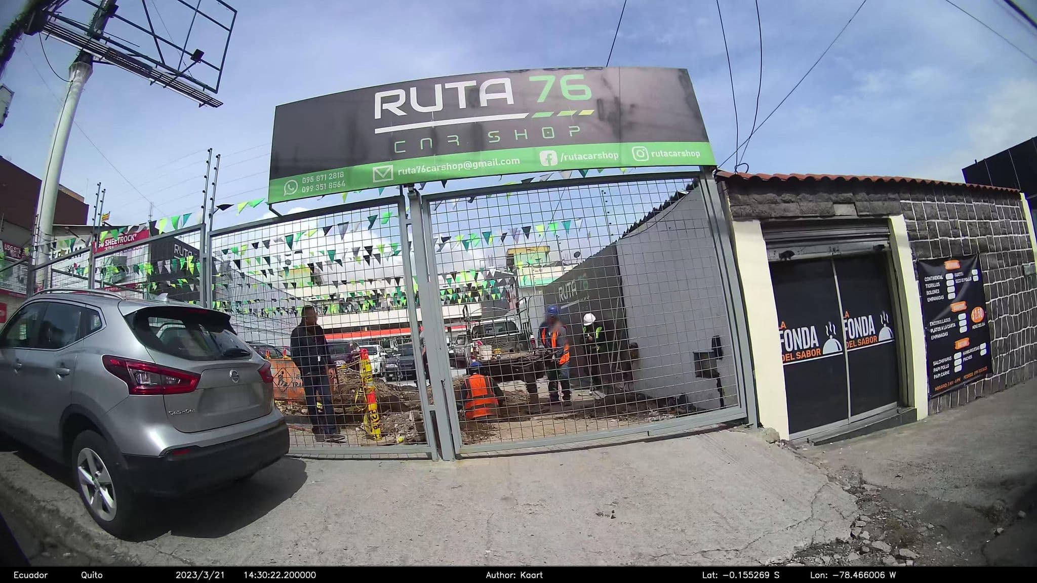 Street view near Janeth, Quito
