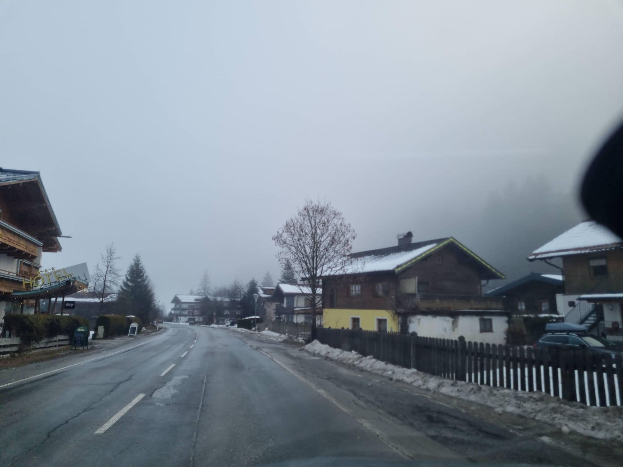 Street view near Familiengasthof Schranz, Neukirchen am Großvenediger — © dsmm (CC BY-SA · Mapillary)