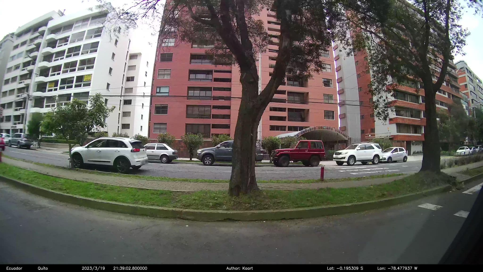 Street view near Florencia 2, Quito