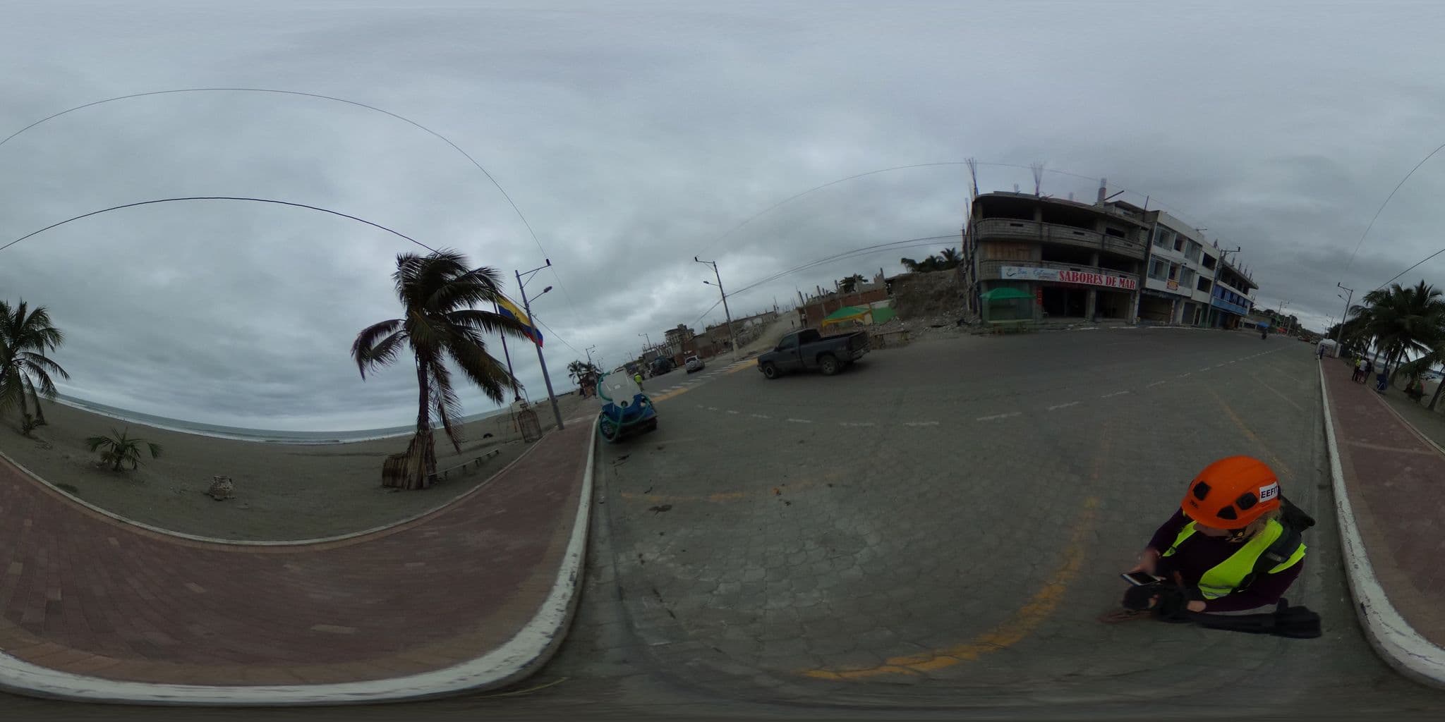 Street view near Hostal Costa del Mar, Pedernales — © harriette_stone (CC BY-SA · Mapillary)