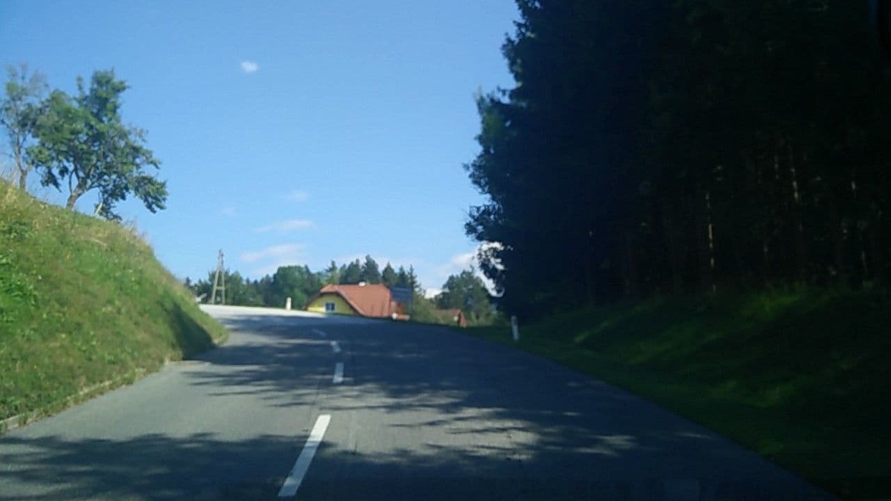 Street view near Ferienwohnungen Plautz, Eberndorf — © bellazambo (CC BY-SA · Mapillary)