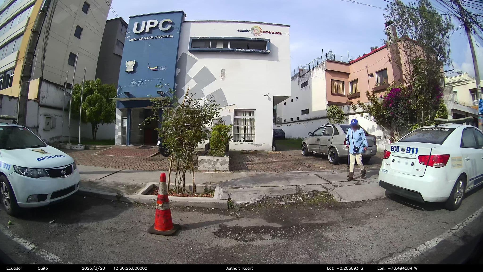 Street view near Casa Franciscana, Quito