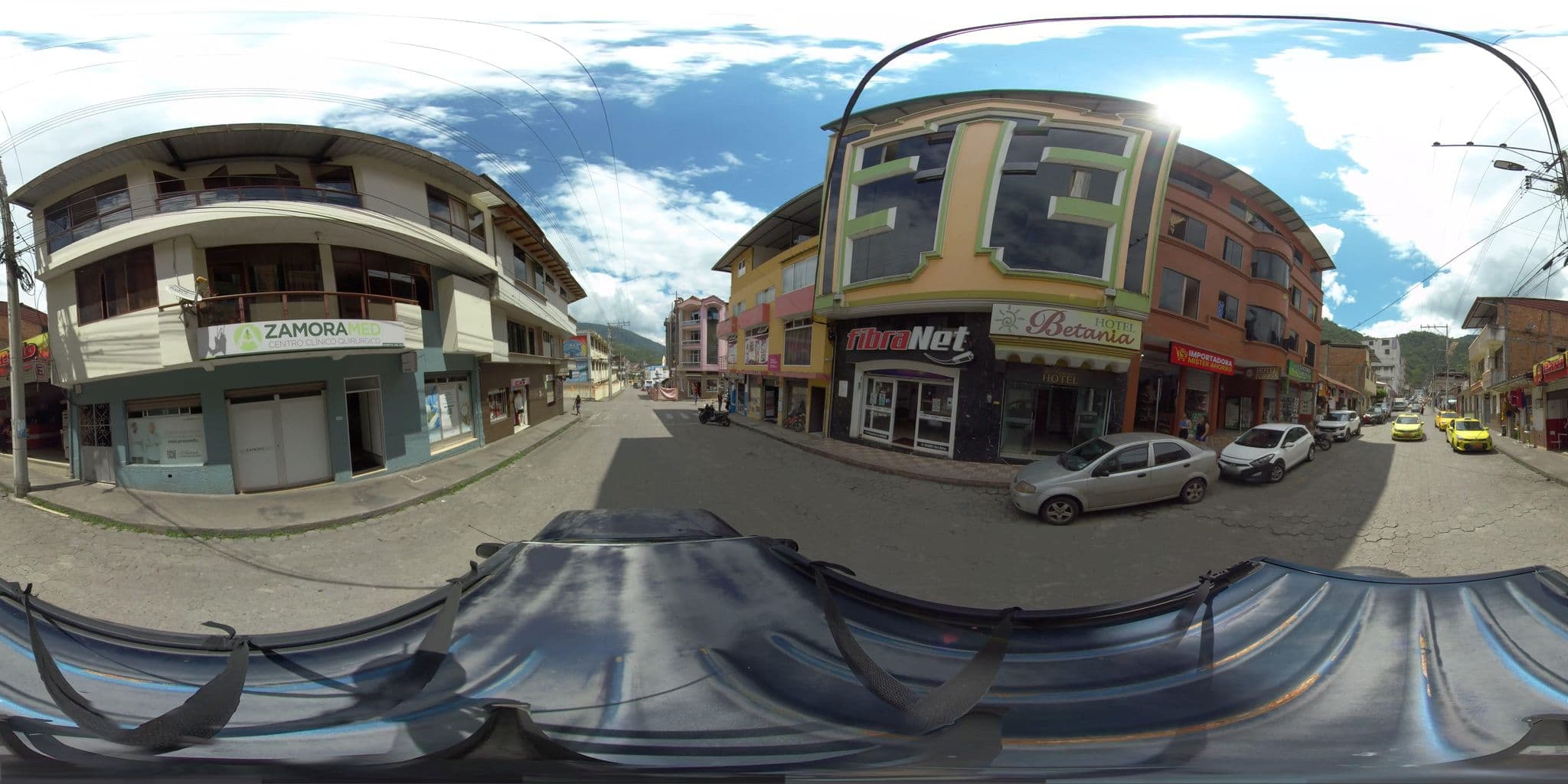 Street view near Hotel Betania, Zamora — © sig_eerssa (CC BY-SA · Mapillary)