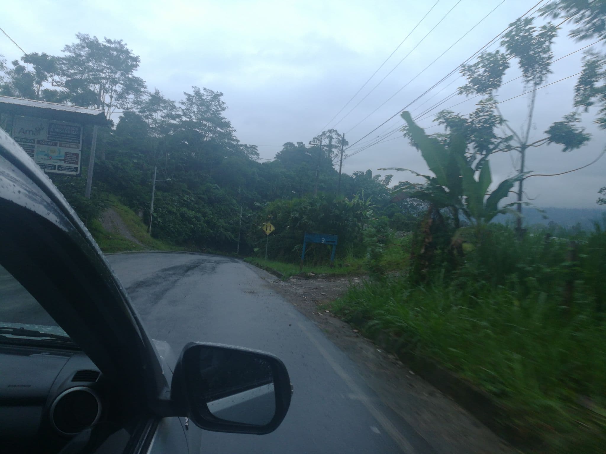 Street view near Ama ecolodge, Tena — © CarluchiTena (CC BY-SA · Mapillary)