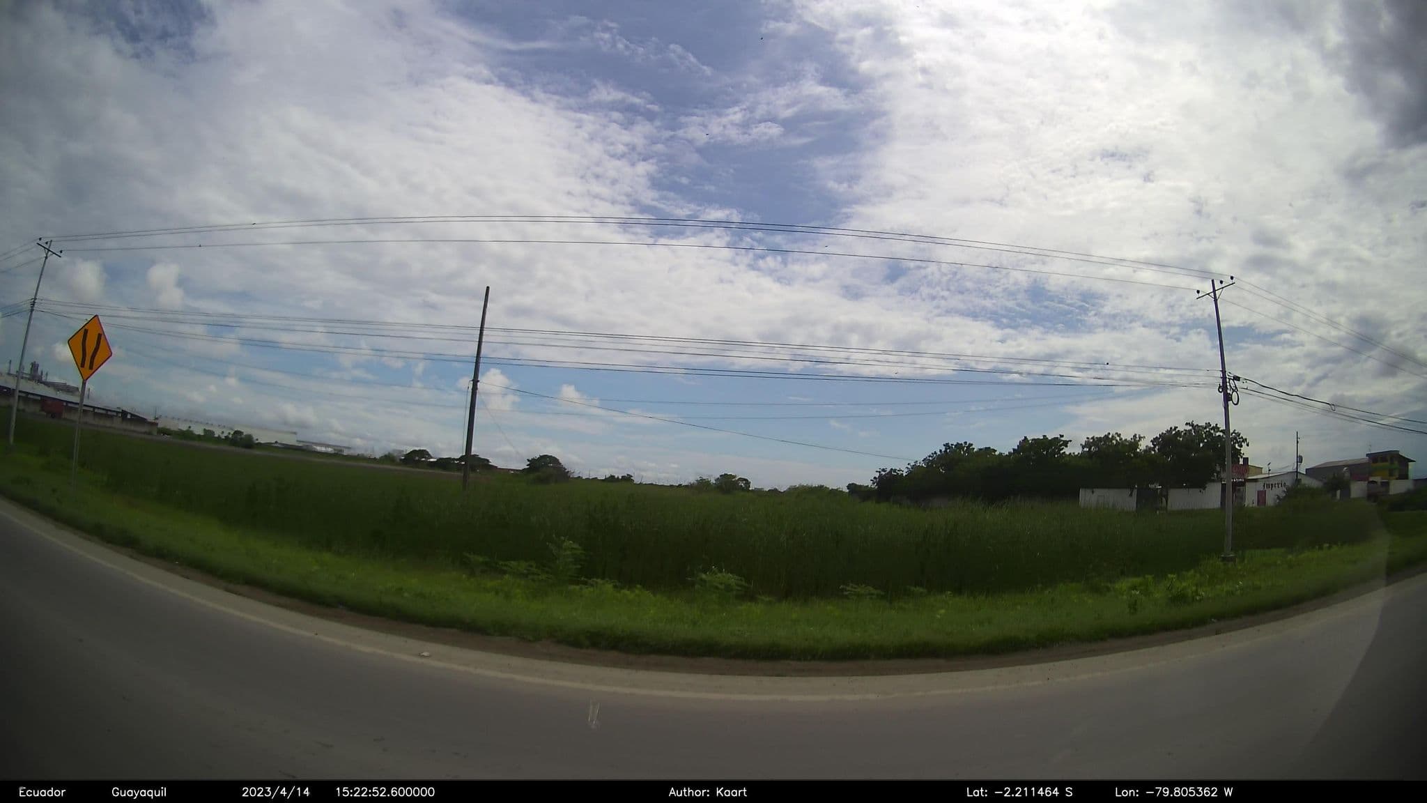 Street view near ECLIPSE, Eloy Alfaro — © kaart_2 (CC BY-SA · Mapillary)