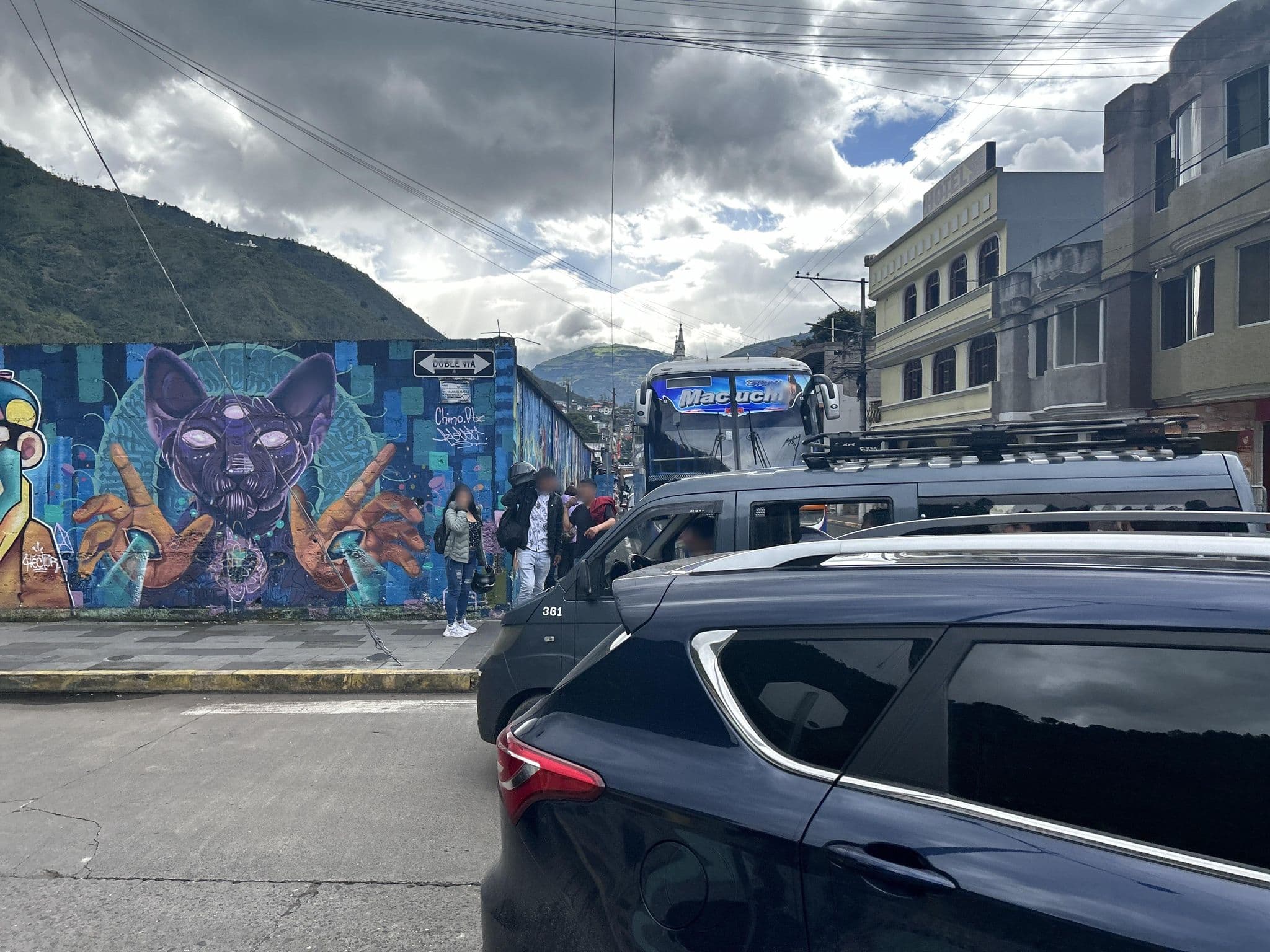 Street view near Hotel Donde Marcelo, Baños