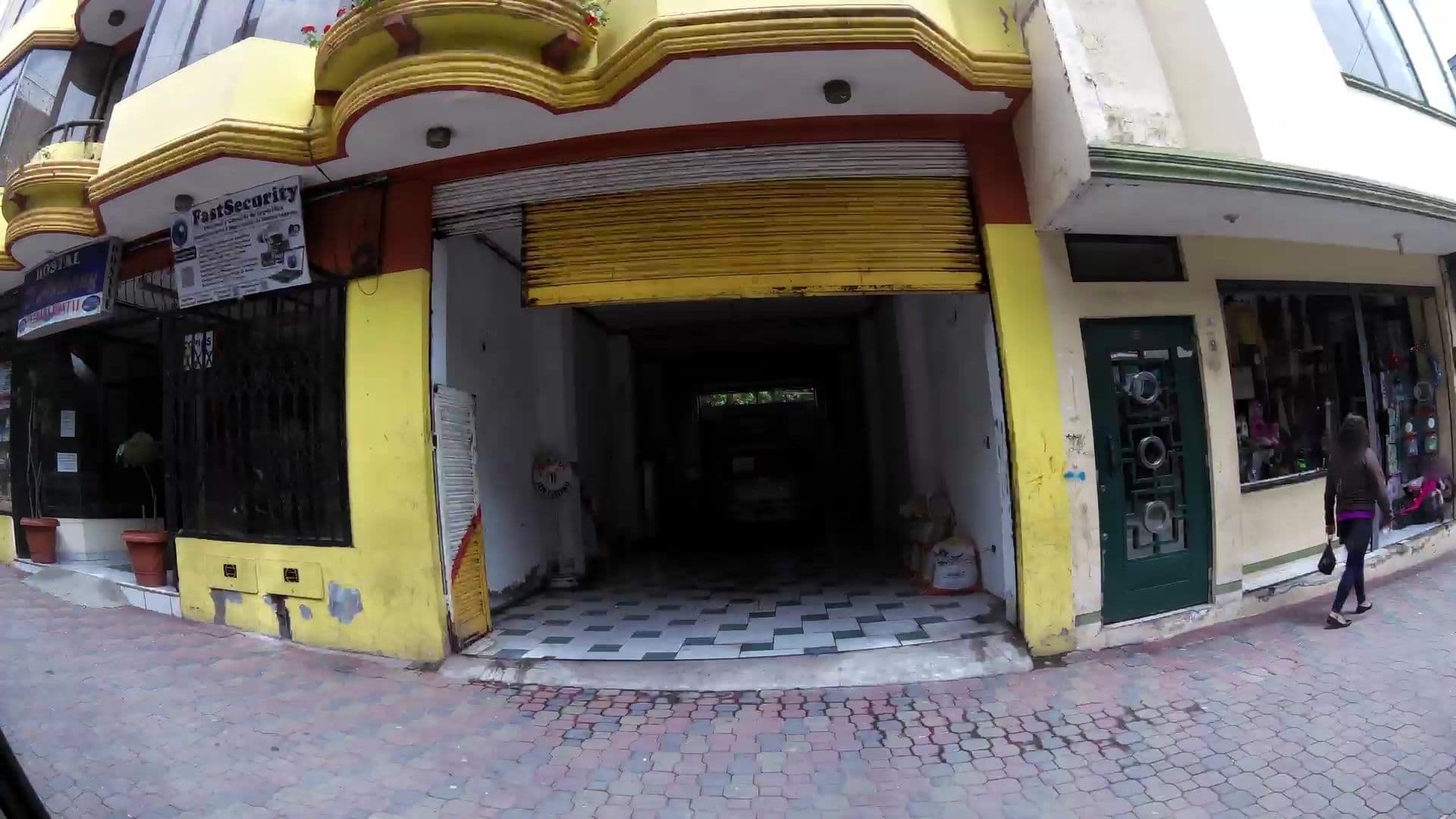Street view near El bosque Inn, Baños — © kaartcam (CC BY-SA · Mapillary)