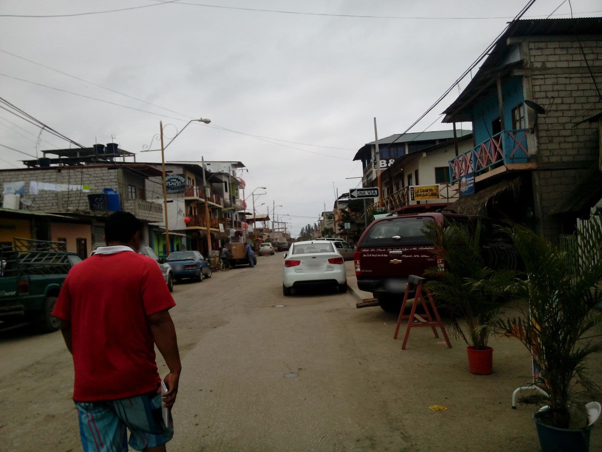 Street view near SOLANGE ROSALES, Santa Elena — © johnarupire (CC BY-SA · Mapillary)