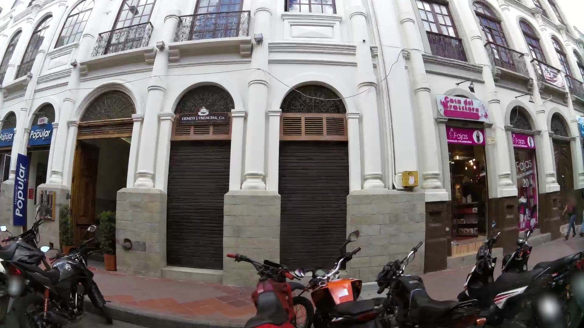 Street view near Parc Royale, Cuenca