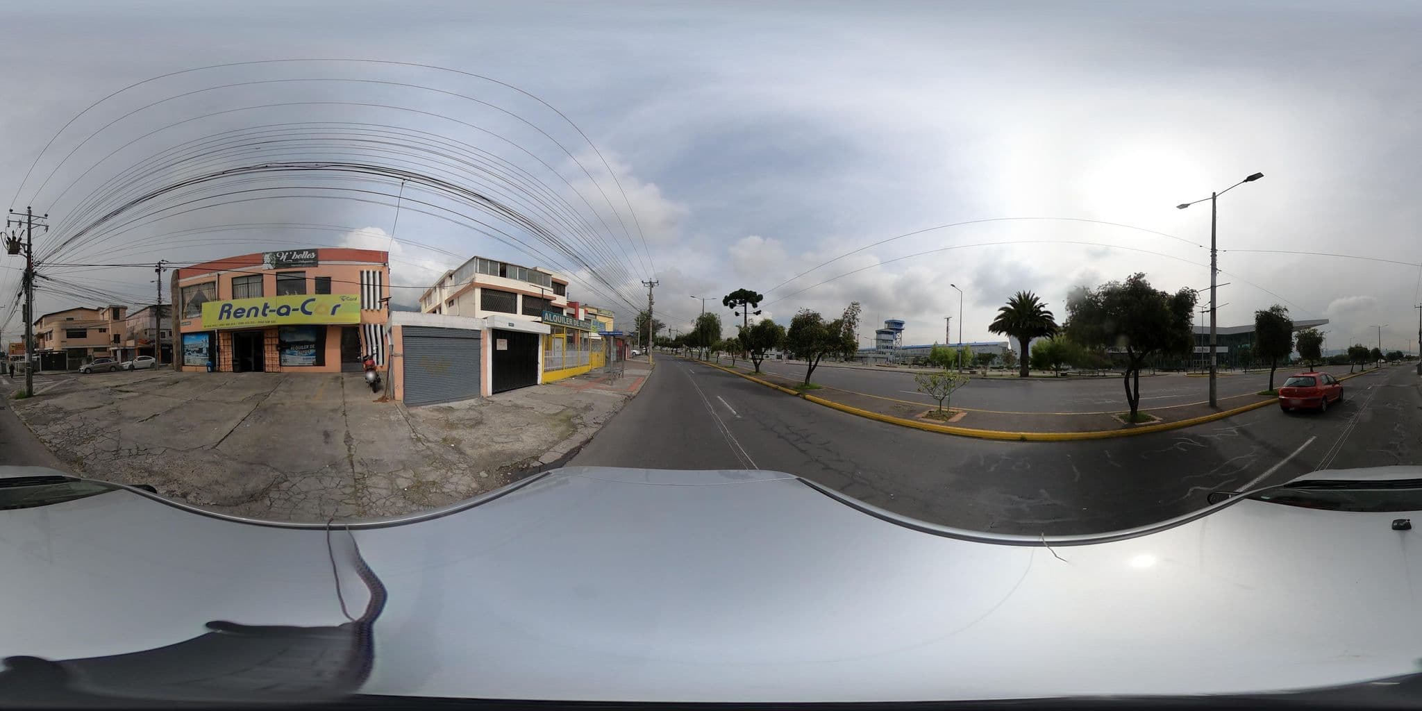 Street view near Cafe Rojo, Quito