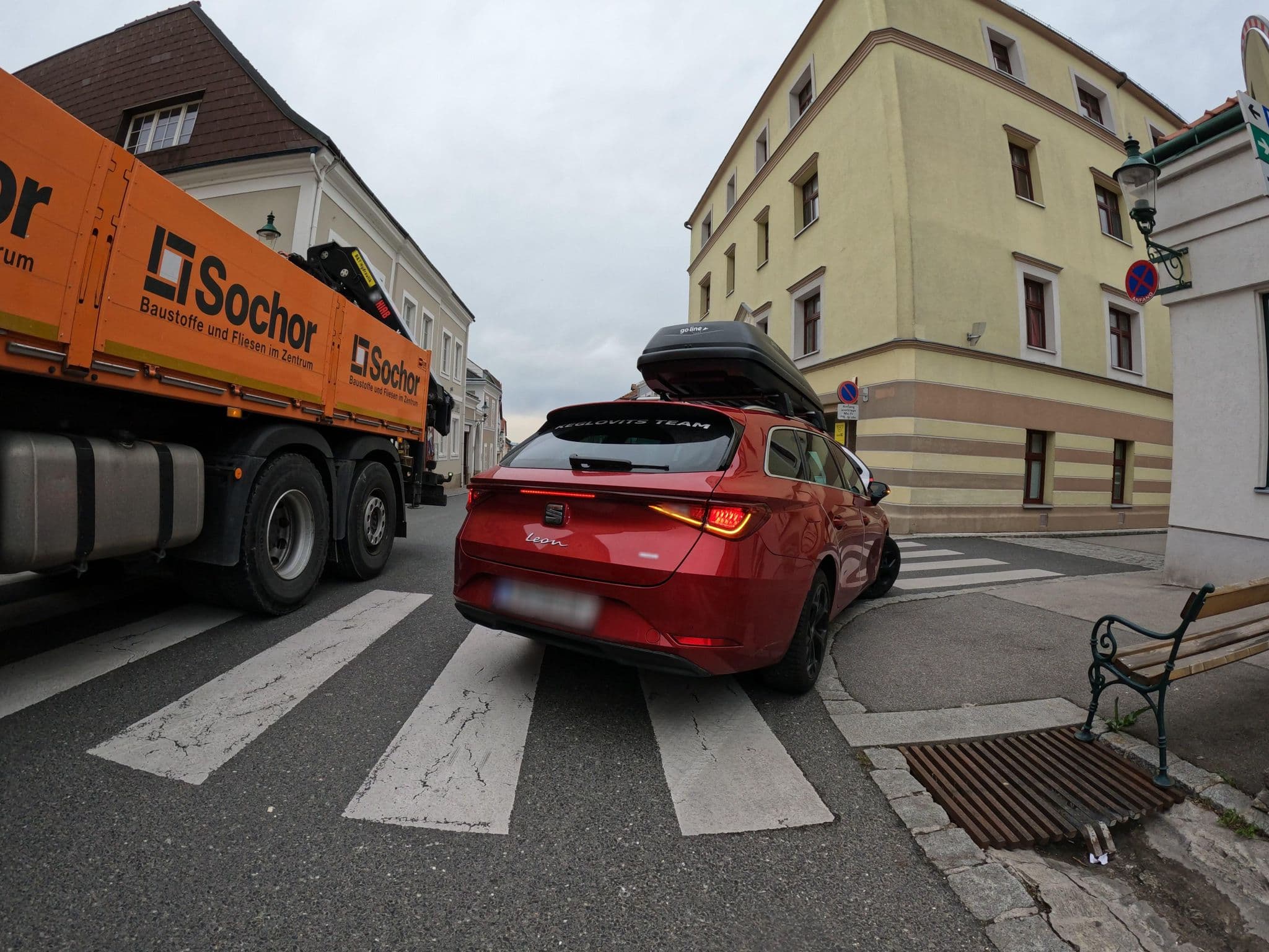 Street view near Hotel Garni "Zur Post", Gumpoldskirchen — © erias (CC BY-SA · Mapillary)