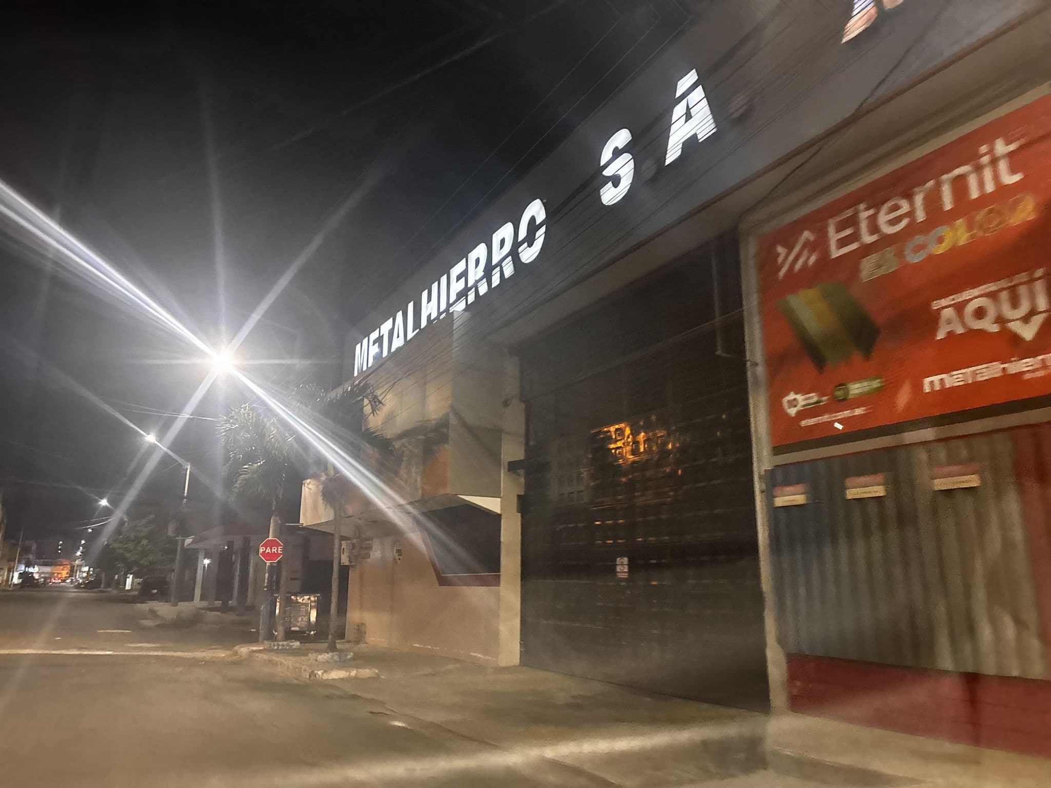 Street view near Los Almendros, Manta — © melanyrivas123 (CC BY-SA · Mapillary)