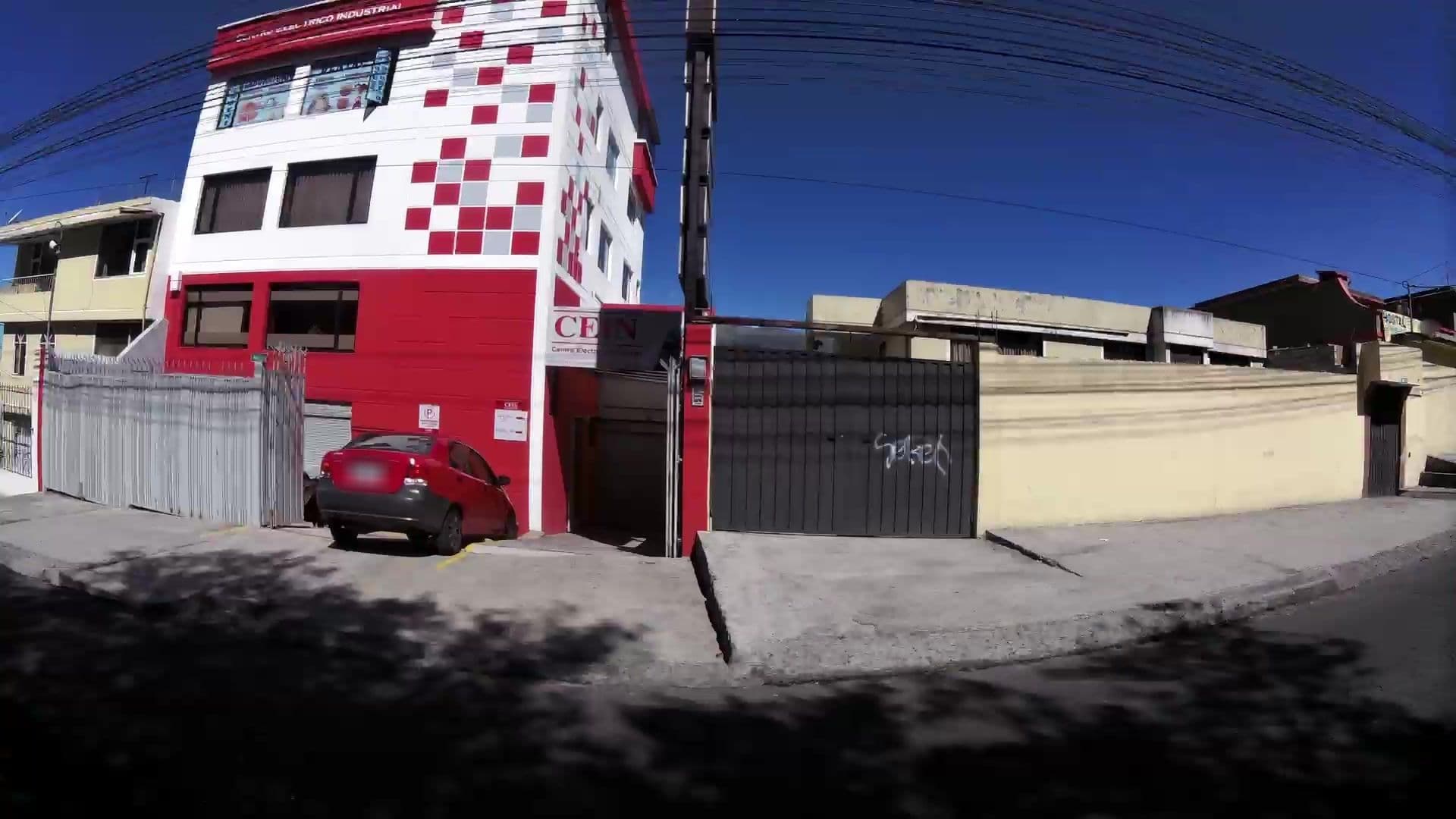 Street view near Hostal, Pomasqui