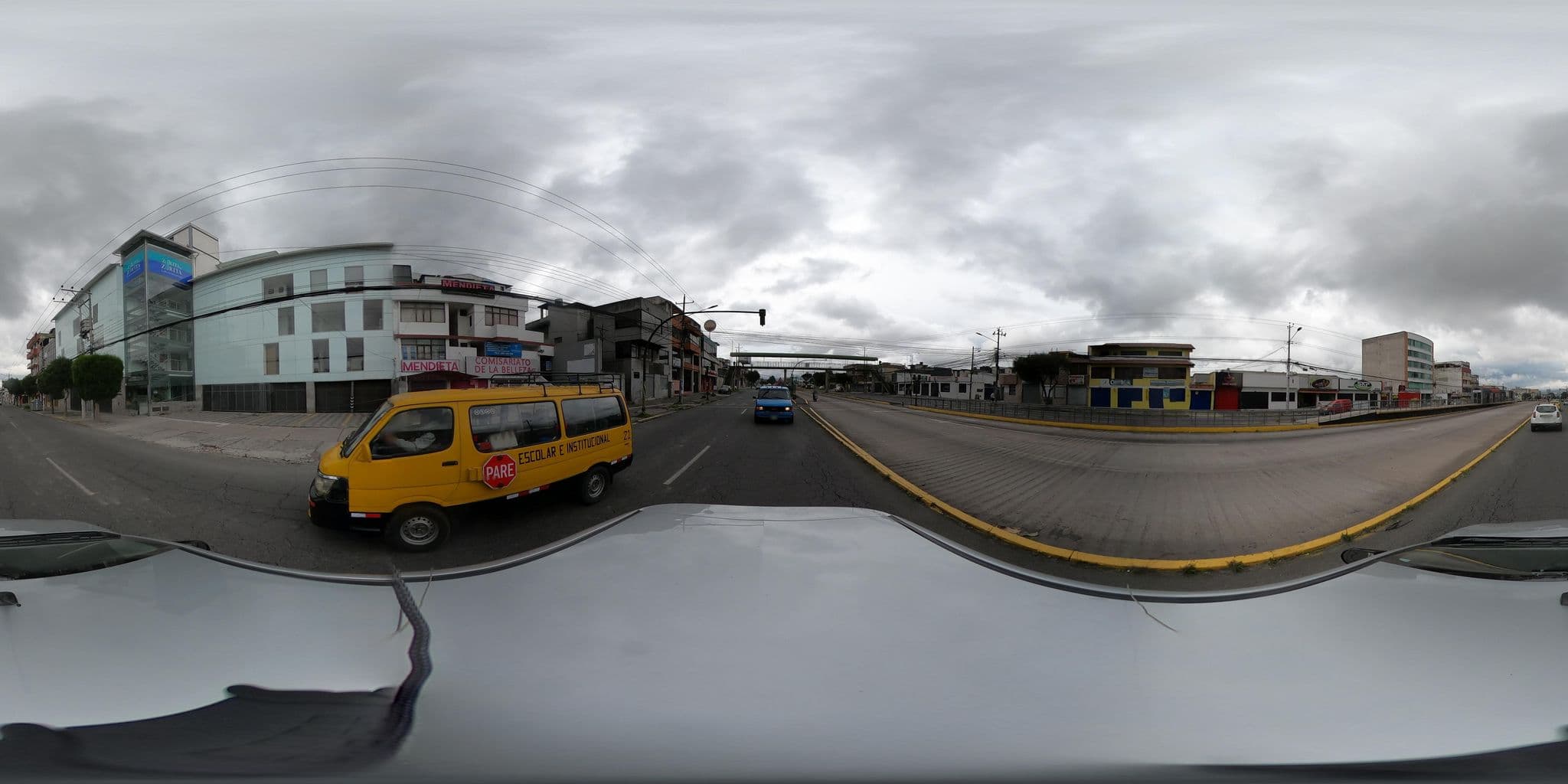 Street view near Hostal Marque, Quito — © kaart_2 (CC BY-SA · Mapillary)