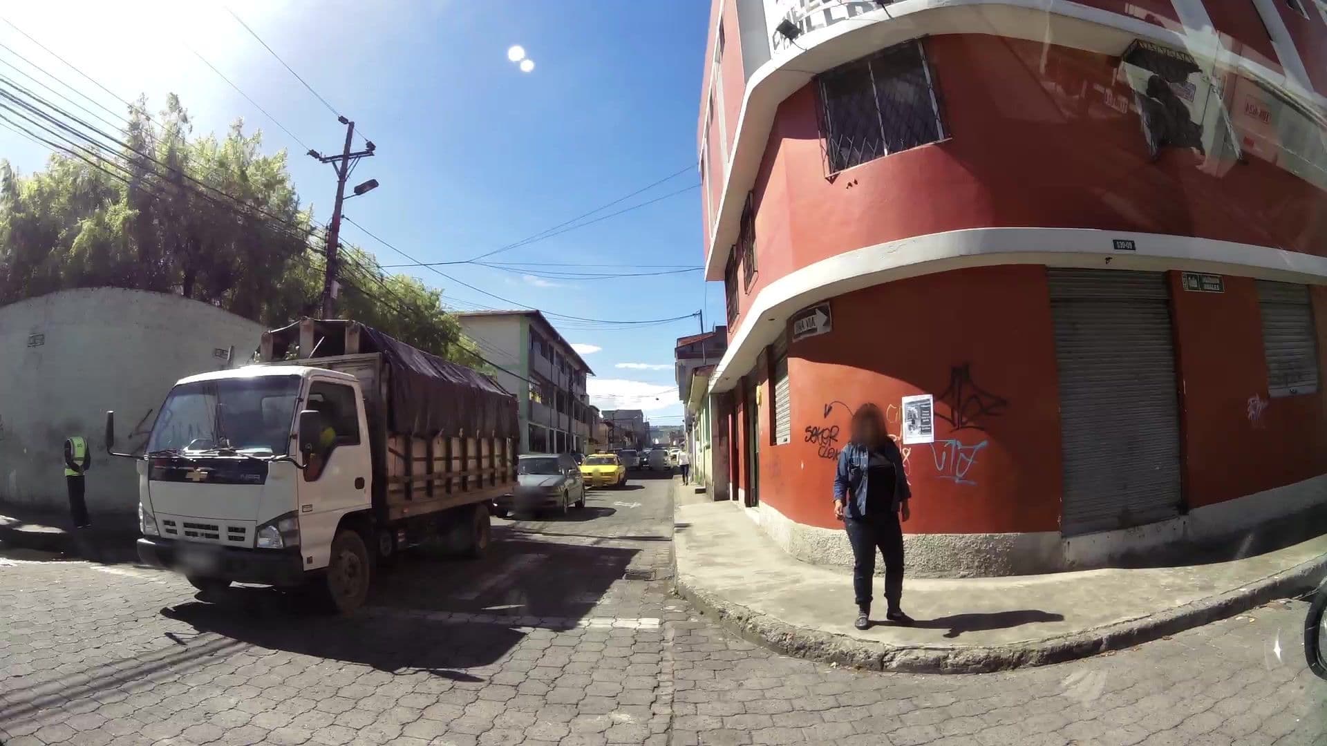 Street view near Hostal Chillogallo, Quito