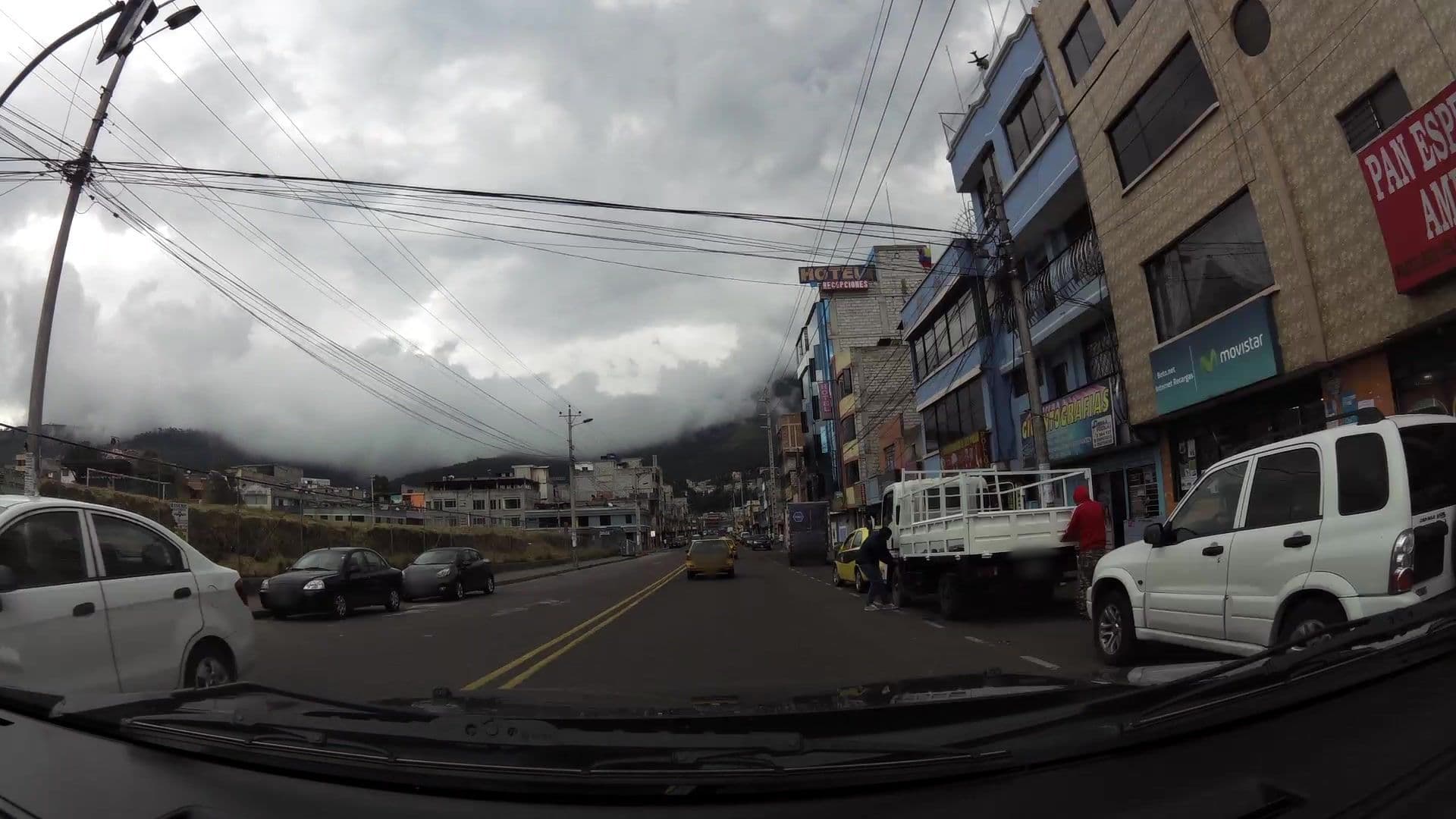 Street view near Monte Real, Quito — © kaartcam (CC BY-SA · Mapillary)