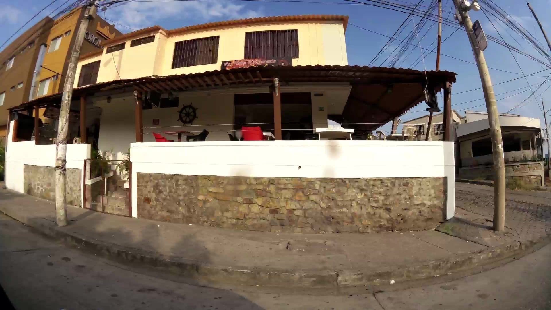 Street view near Corona Real Hotel, Guayaquil