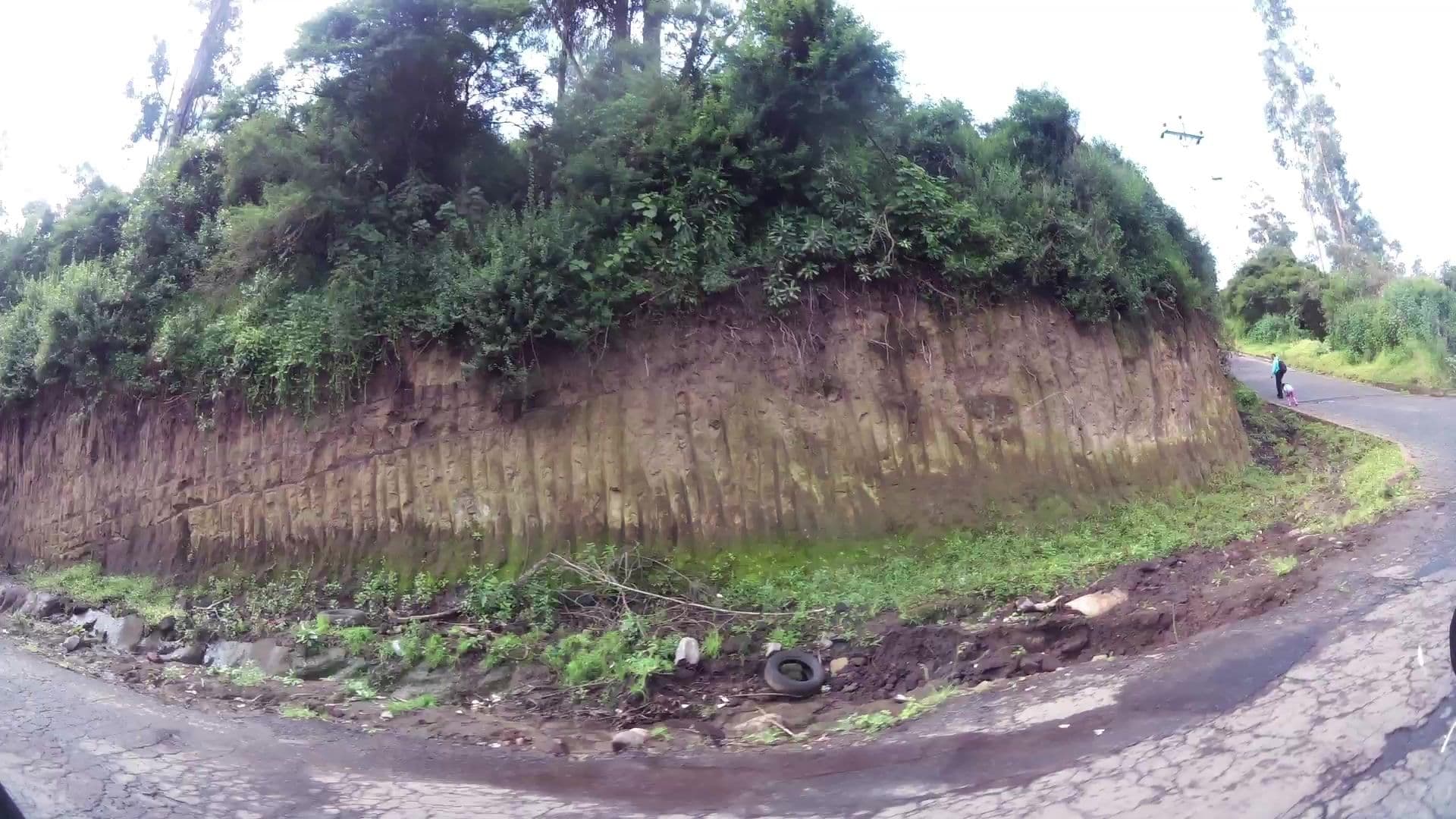 Street view near Complejo Turistico y Ecologico, Sangolquí — © kaartcam (CC BY-SA · Mapillary)