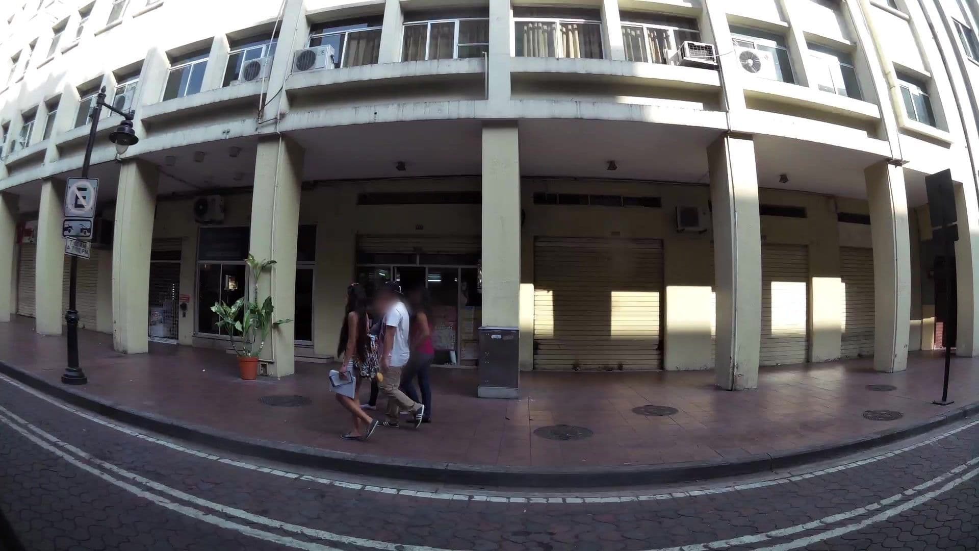 Street view near The Park Hotel, Guayaquil — © kaartcam (CC BY-SA · Mapillary)