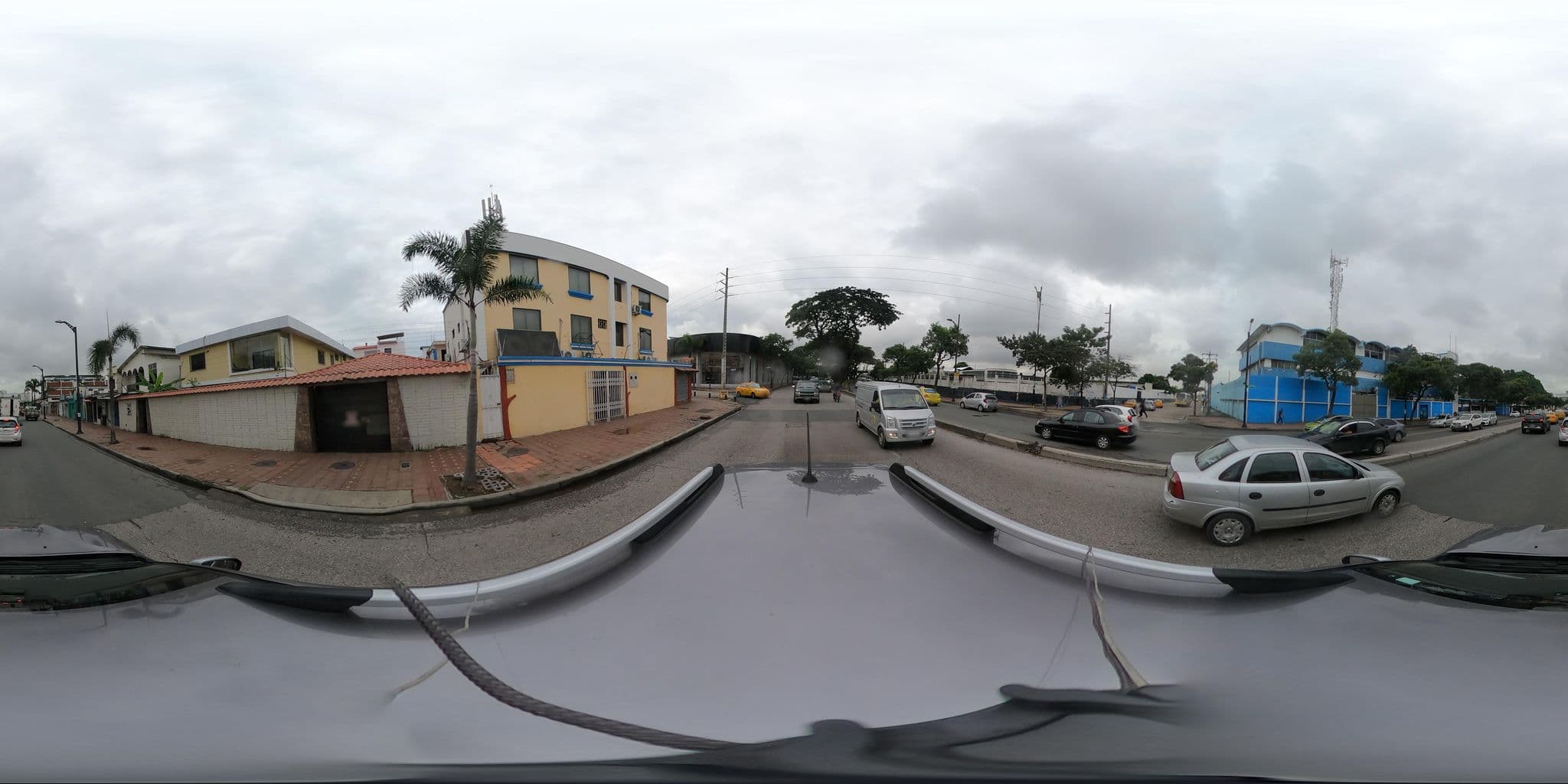 Street view near Hostal Quil, Guayaquil
