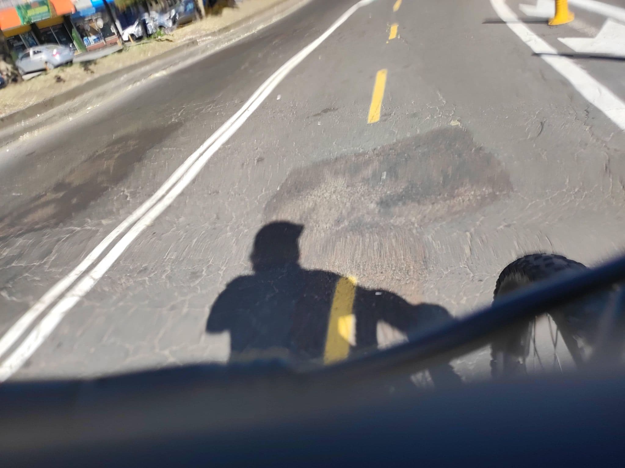 Street view near Hostal Terra 4 - El Labrador, Quito