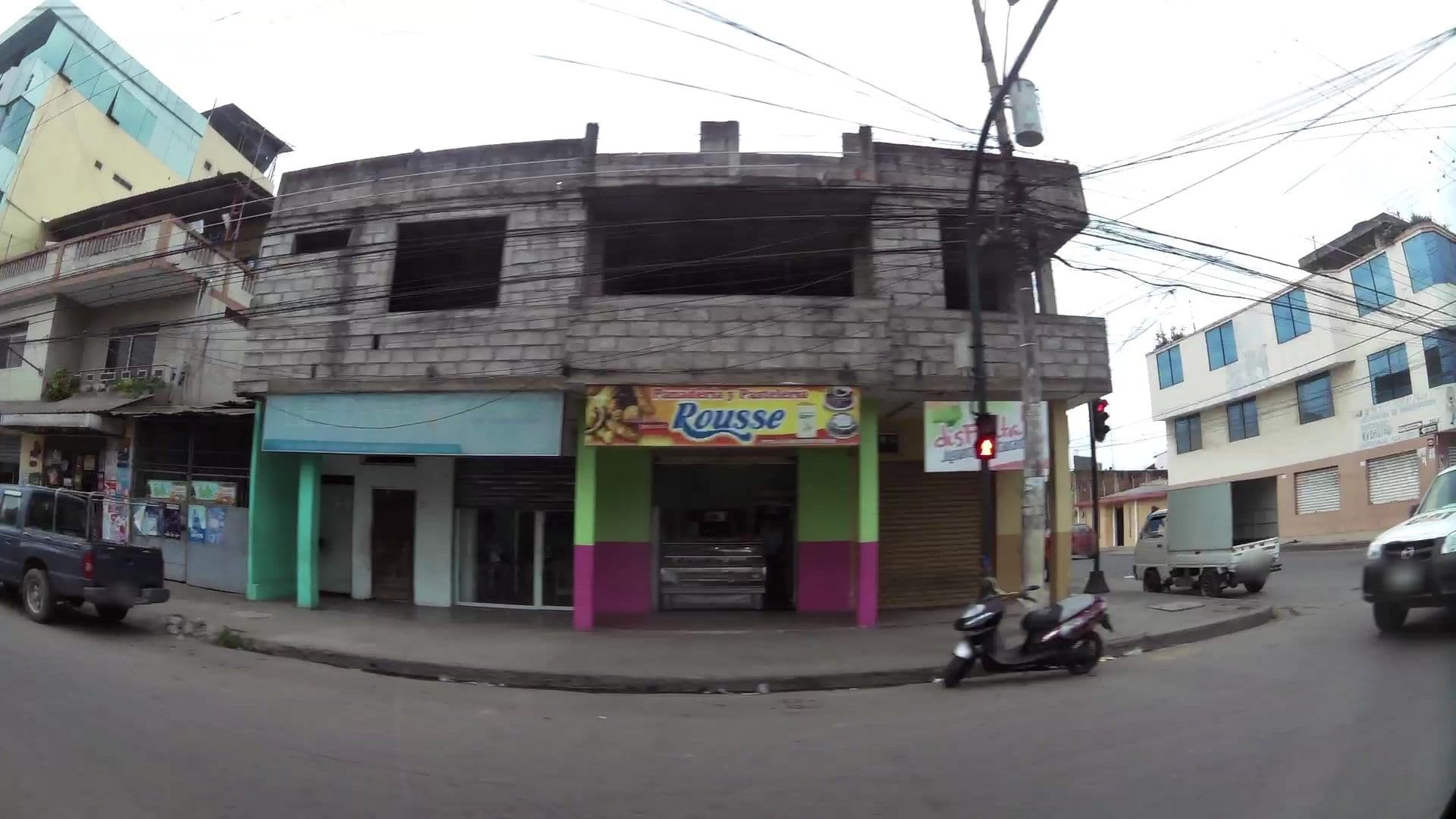 Street view near Hotel Manhattan, Machala — © kaartcam (CC BY-SA · Mapillary)
