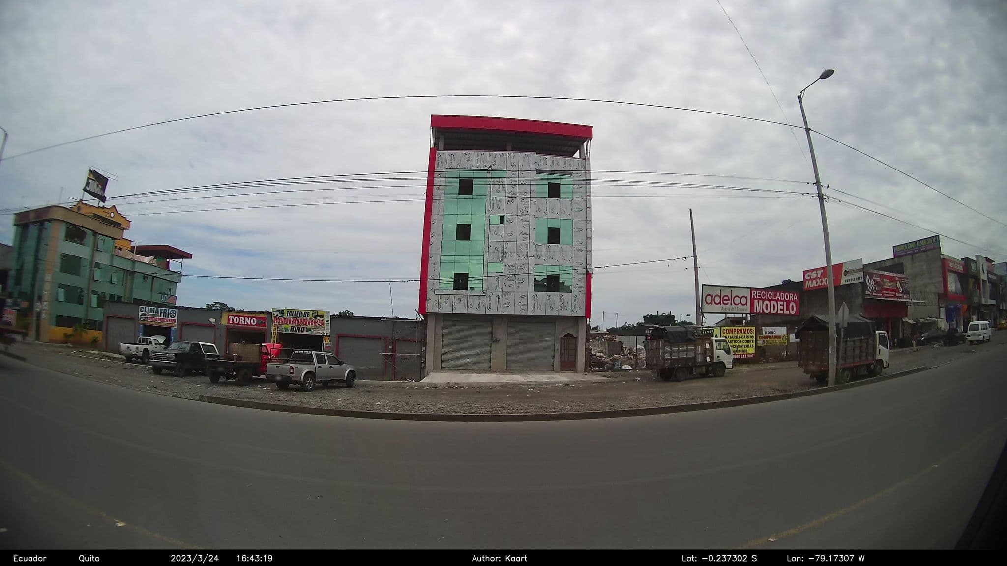 Street view near Hotel Jimmy, Santo Domingo de los Colorados — © kaart_2 (CC BY-SA · Mapillary)