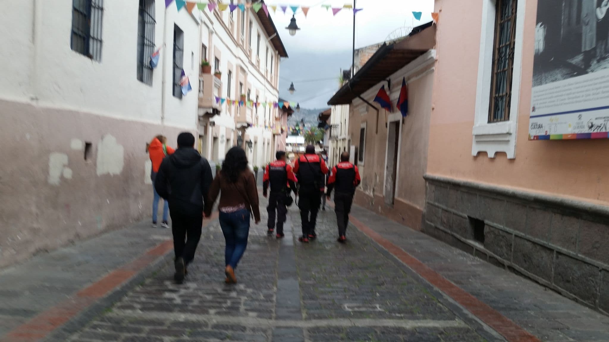 Street view near La Casona de la Ronda, Quito — © ejegg (CC BY-SA · Mapillary)