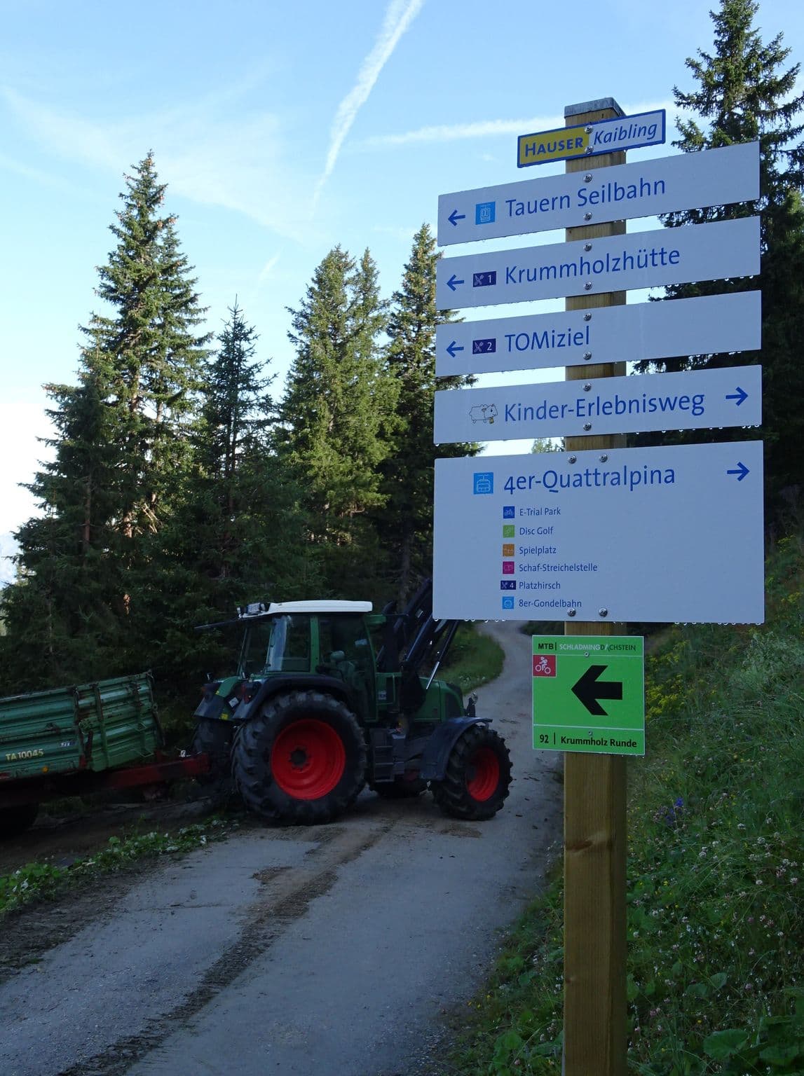 Street view near Harrys Alm, Haus im Ennstal — © izsolt (CC BY-SA · Mapillary)