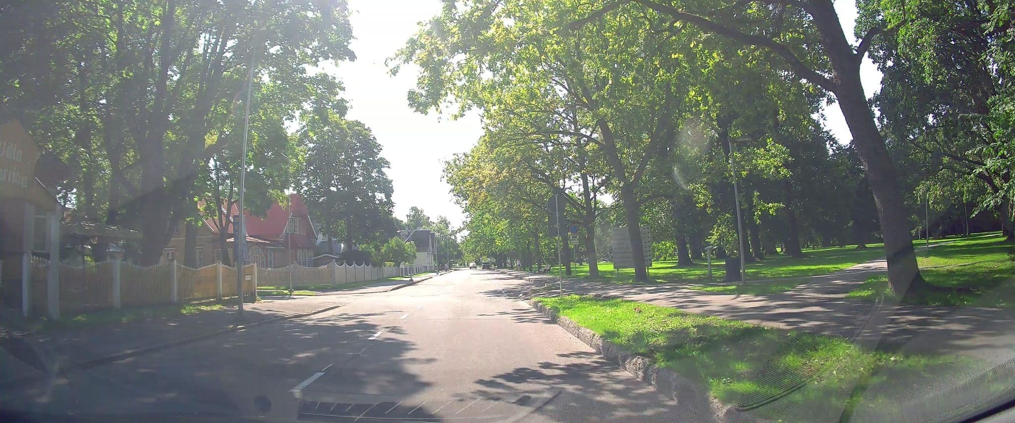 Street view near Villa Katariina, Pärnu — © ESTmapper1001 (CC BY-SA · Mapillary)