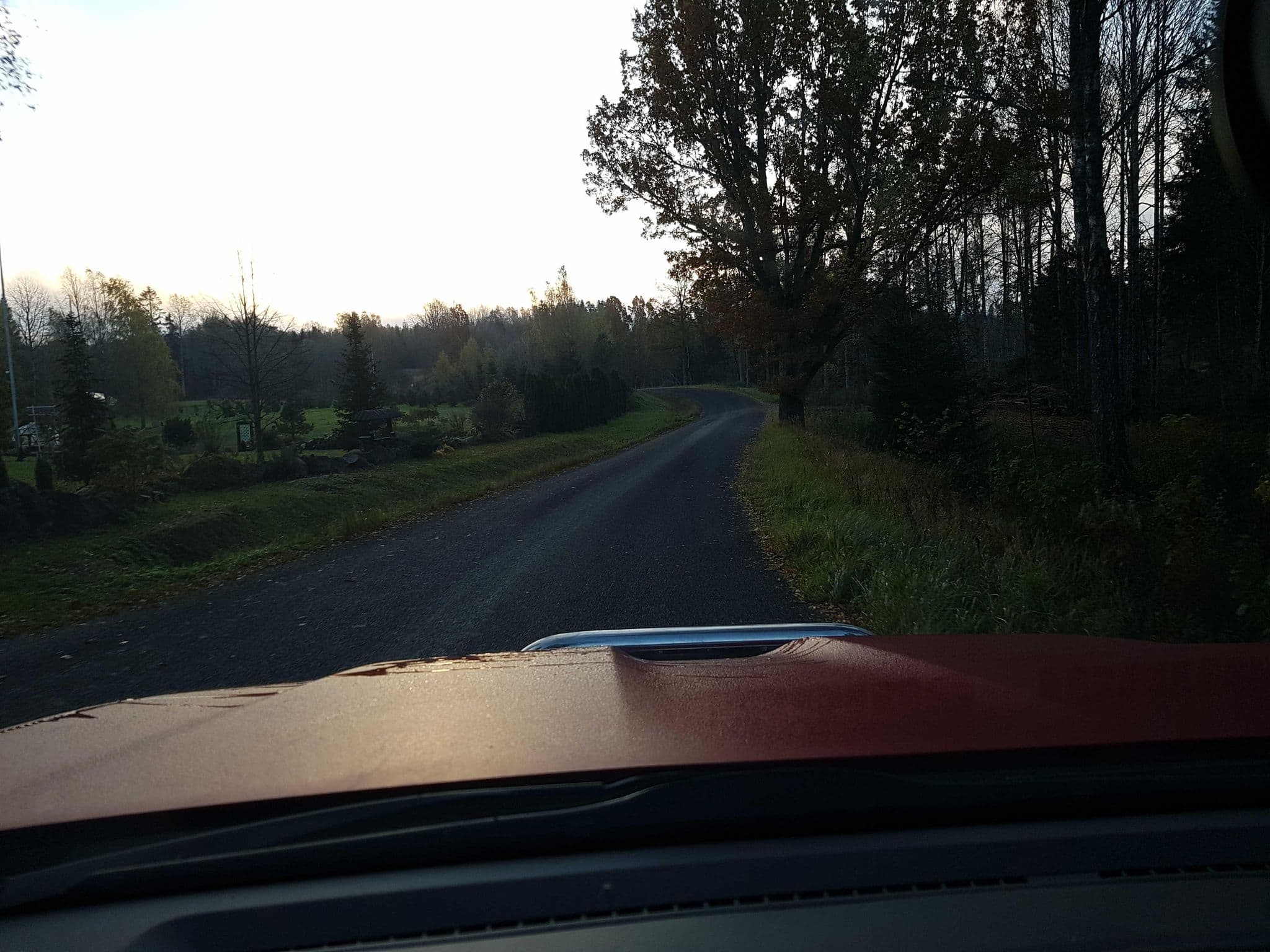 Street view near Utsali telkimiskoht, Võru — © roadexplorer002 (CC BY-SA · Mapillary)