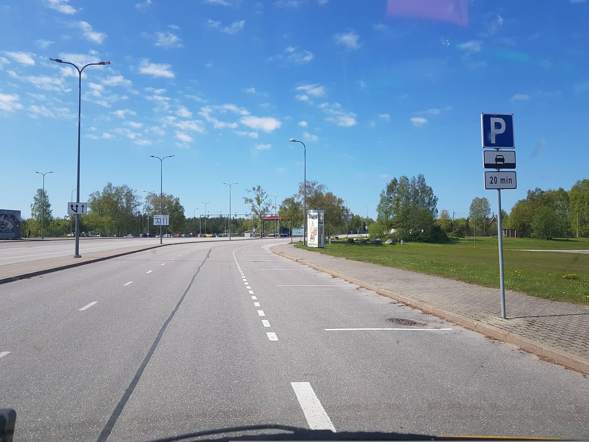 Street view near Hotel Heltermaa, Kärdla — © roadexplorer001 (CC BY-SA · Mapillary)