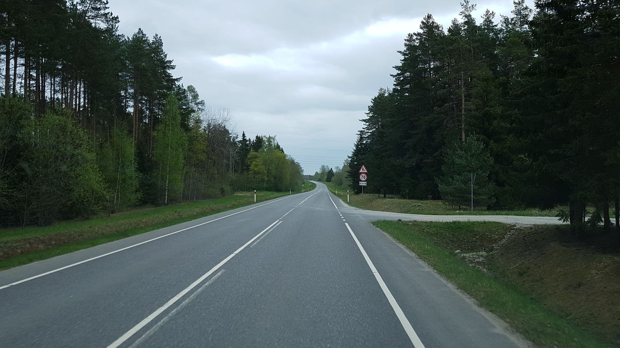 Street view near Artur Rõmeda šašlõkibaar, Haljala — © roadexplorer001 (CC BY-SA · Mapillary)