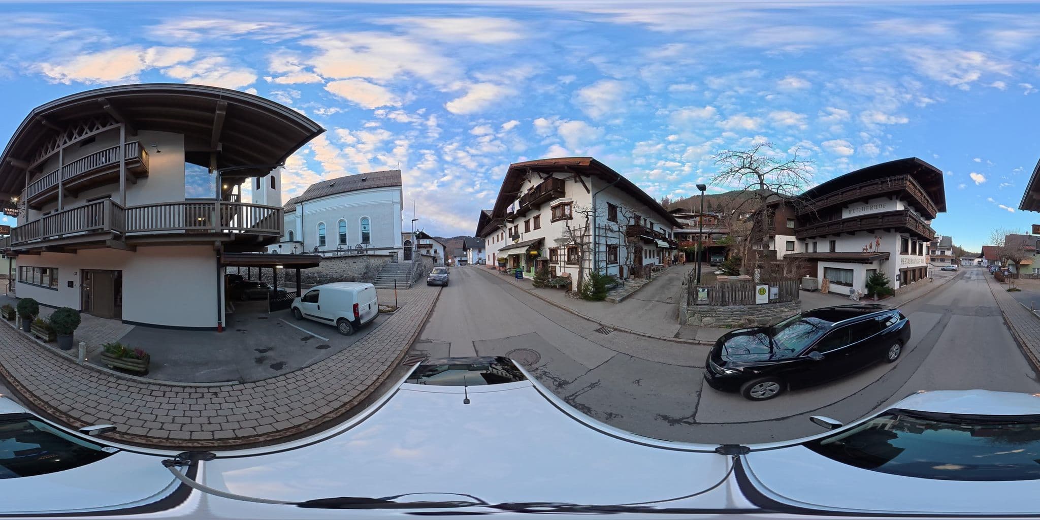 Street view near Panorama Apart Weisses Rössl, Reith bei Seefeld — © osmplus_org (CC BY-SA · Mapillary)