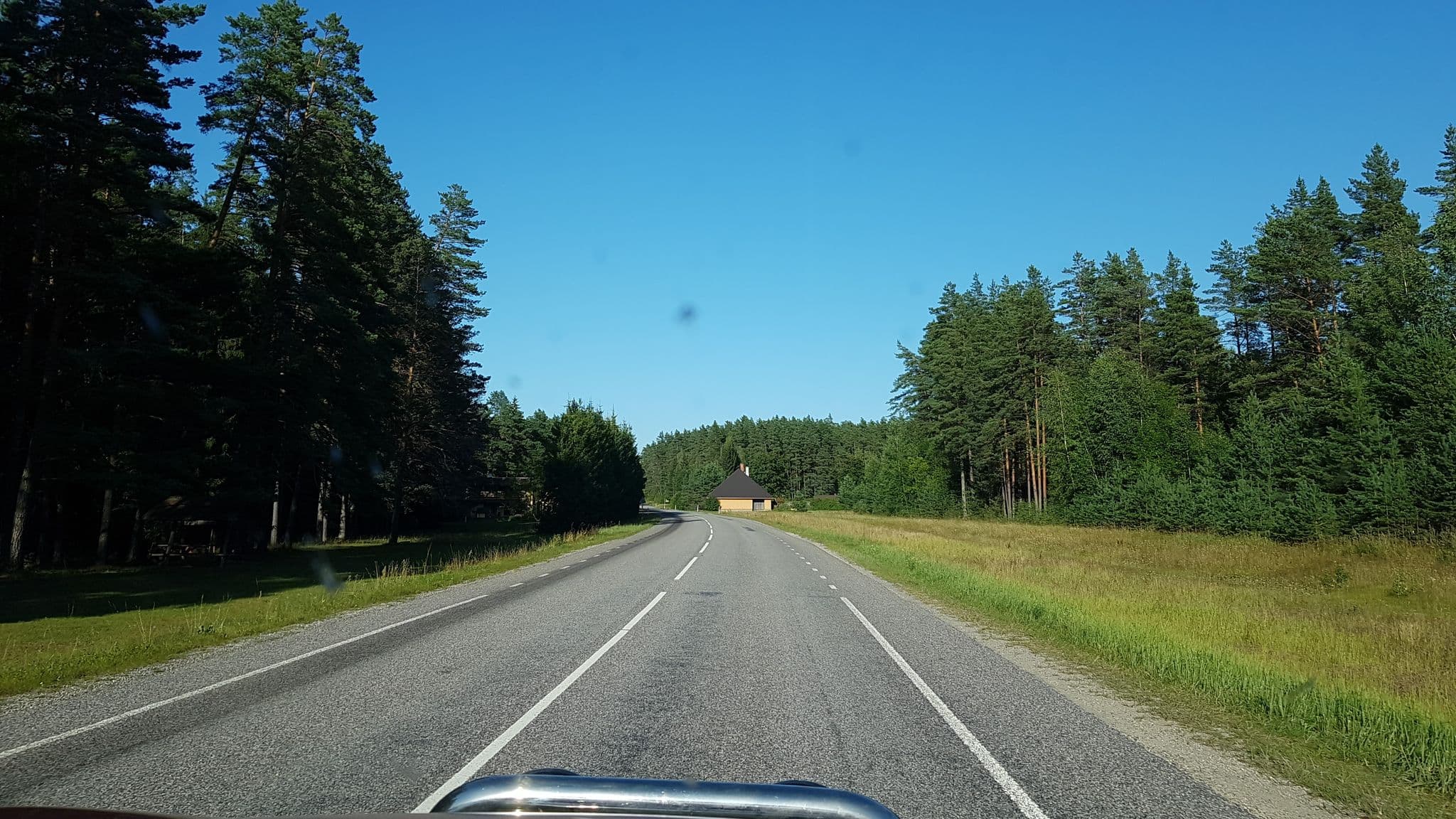 Street view near Lindora lõkkekoht, Võru — © roadexplorer002 (CC BY-SA · Mapillary)