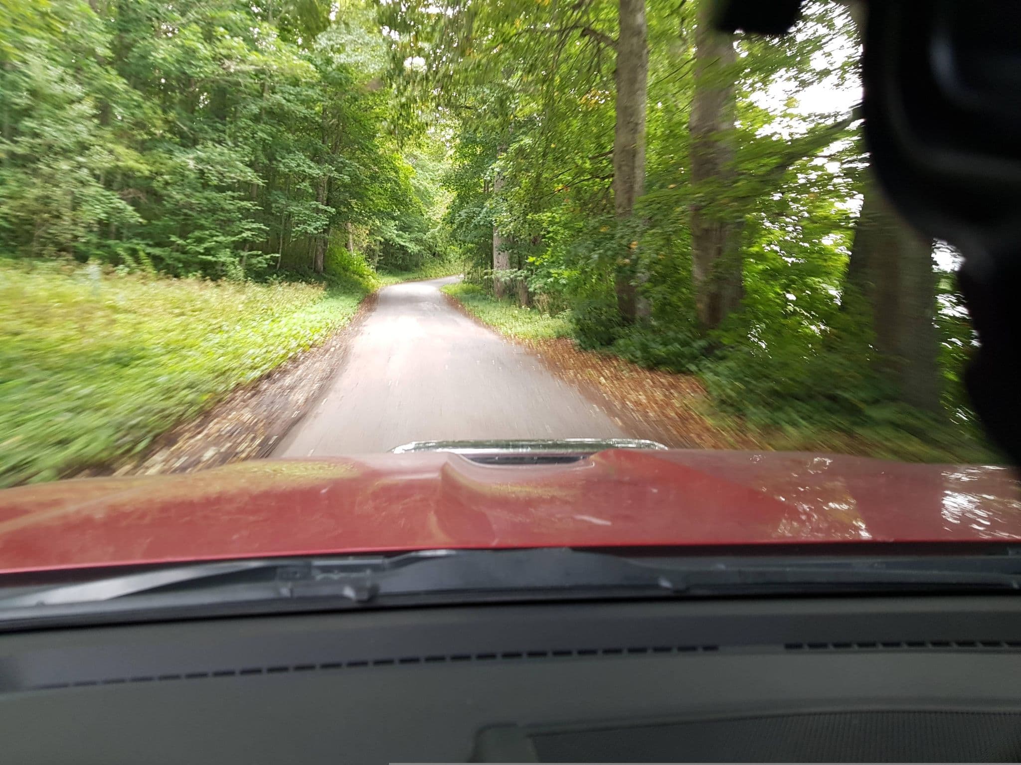 Street view near Uljaste lõkkekoht, Kiviõli — © roadexplorer002 (CC BY-SA · Mapillary)