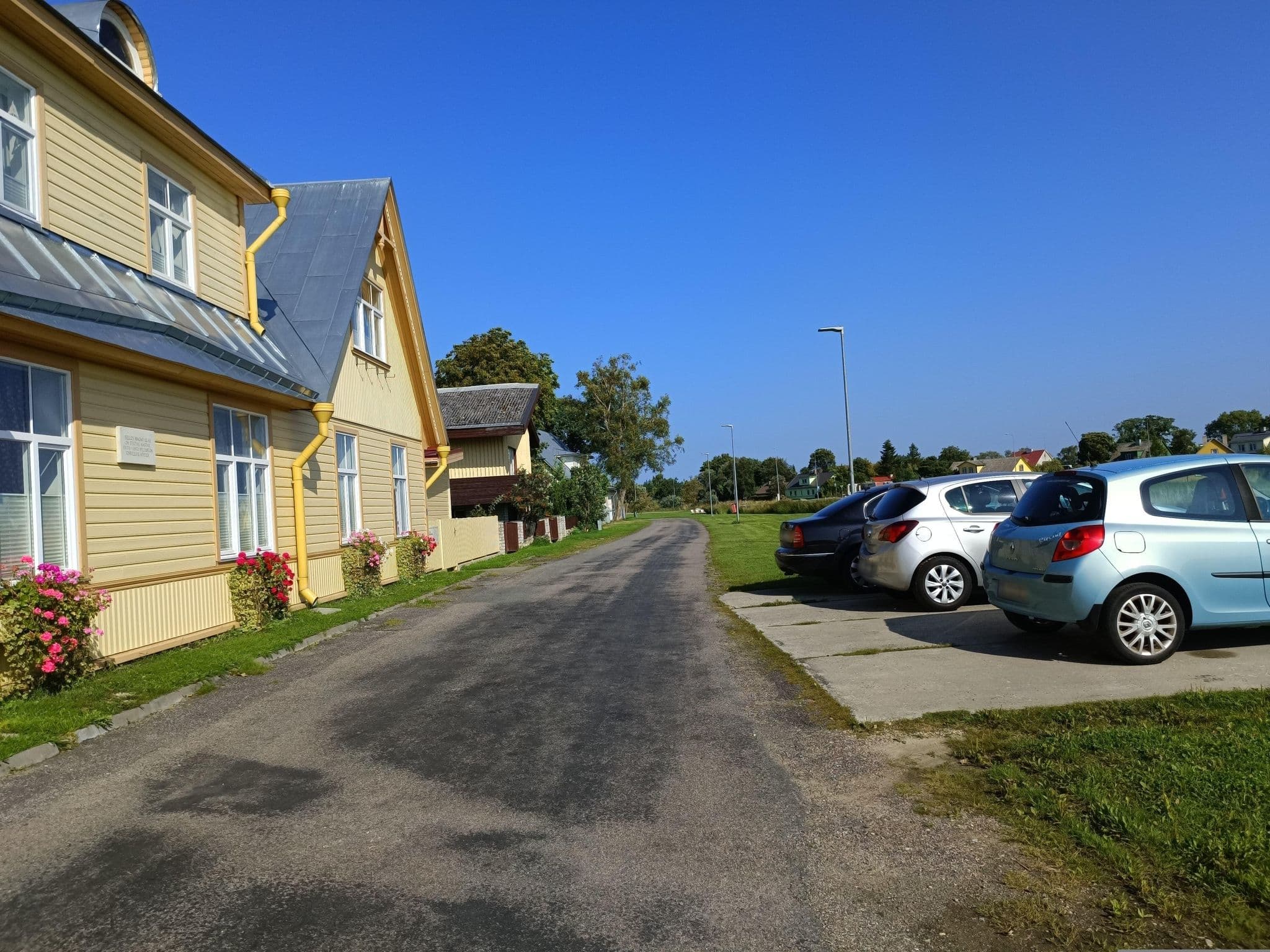 Street view near Villa Marienholm, Haapsalu — © ESTmapper1001 (CC BY-SA · Mapillary)