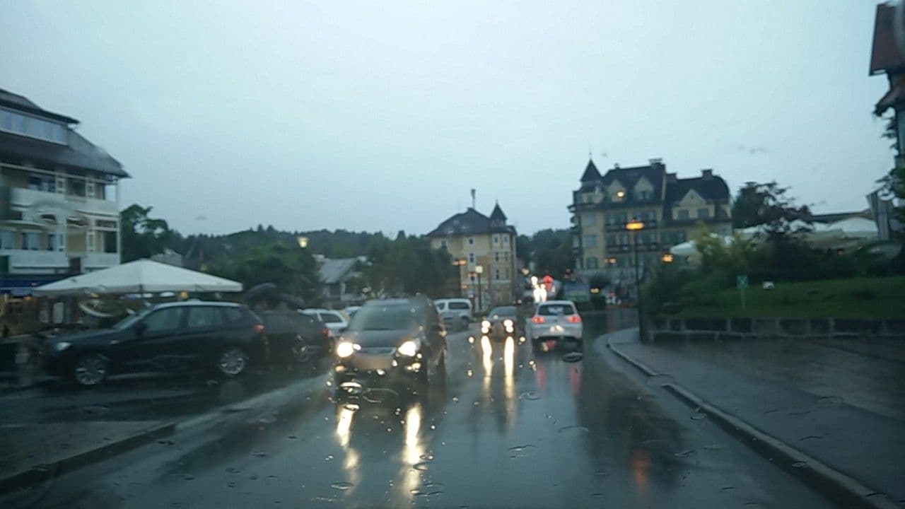 Street view near Hotel Rocket Rooms Velden, Velden am Wörther See — © bellazambo (CC BY-SA · Mapillary)