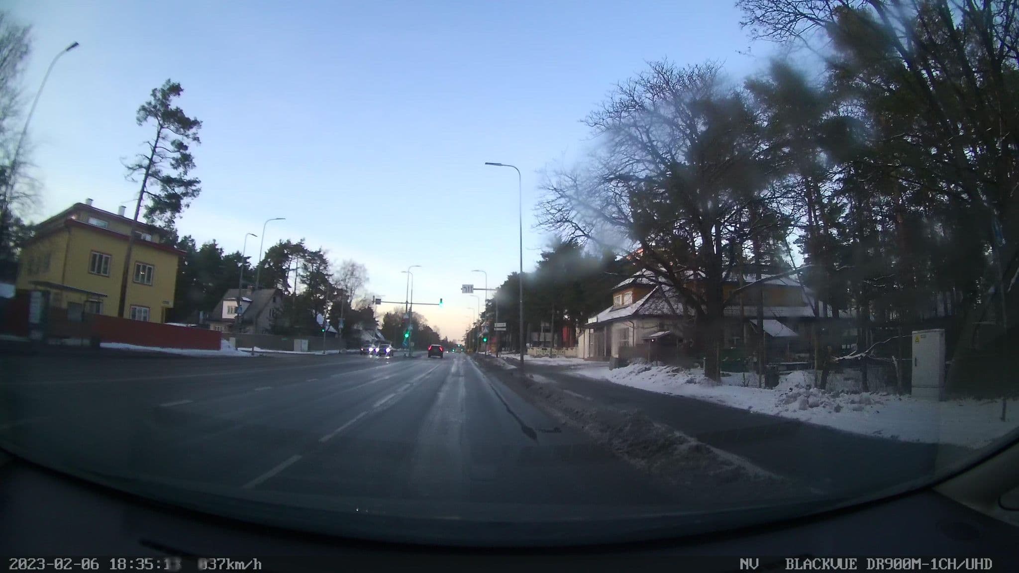 Street view near Dzingel, Männiku — © jorrarro (CC BY-SA · Mapillary)