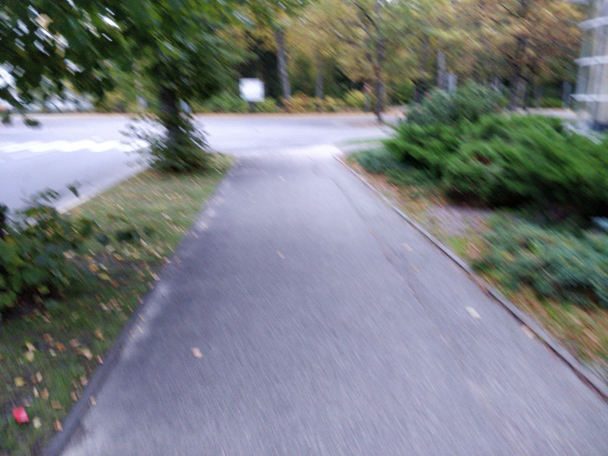 Street view near Estonia Hotell ja restoran, Pärnu — © lehol (CC BY-SA · Mapillary)