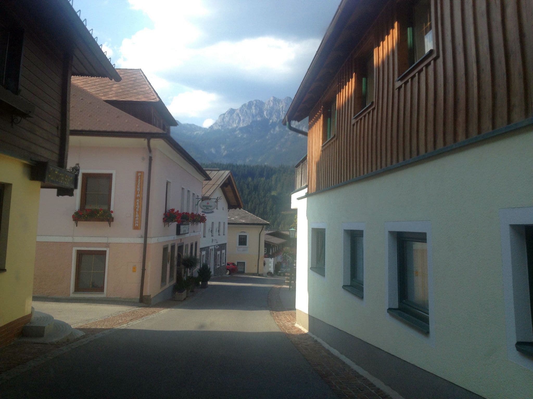 Street view near Kolping Ferienhaus, Haus im Ennstal — © istefanos (CC BY-SA · Mapillary)