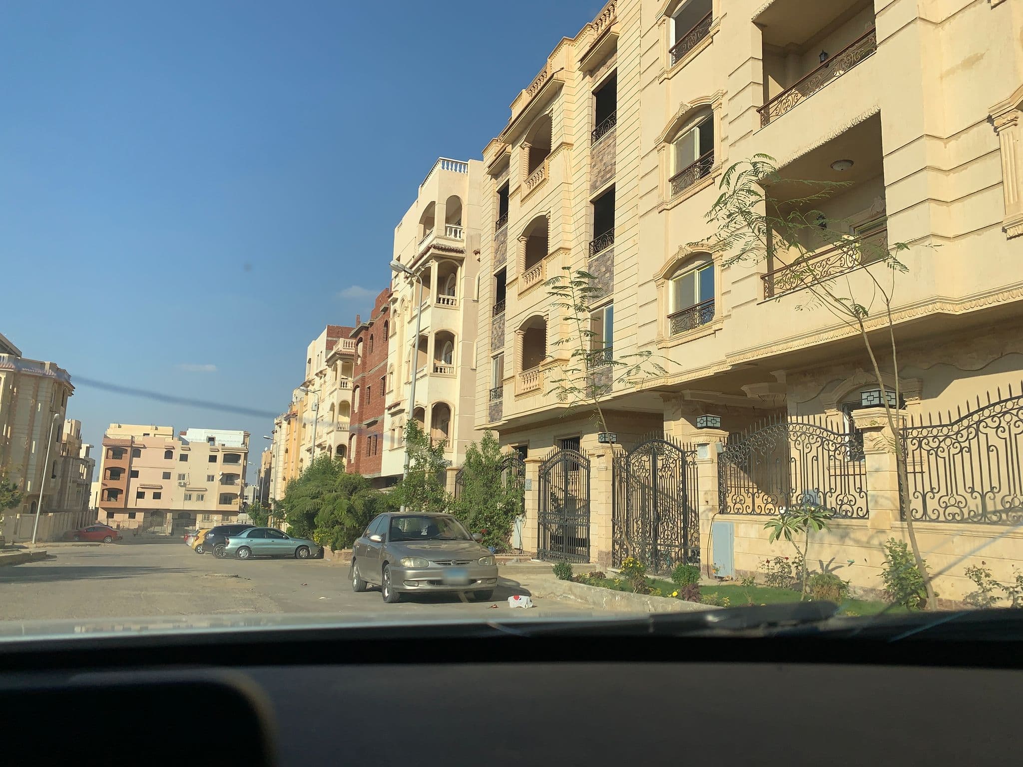 Street view near عائلي 4, New Cairo — © toollateralus (CC BY-SA · Mapillary)