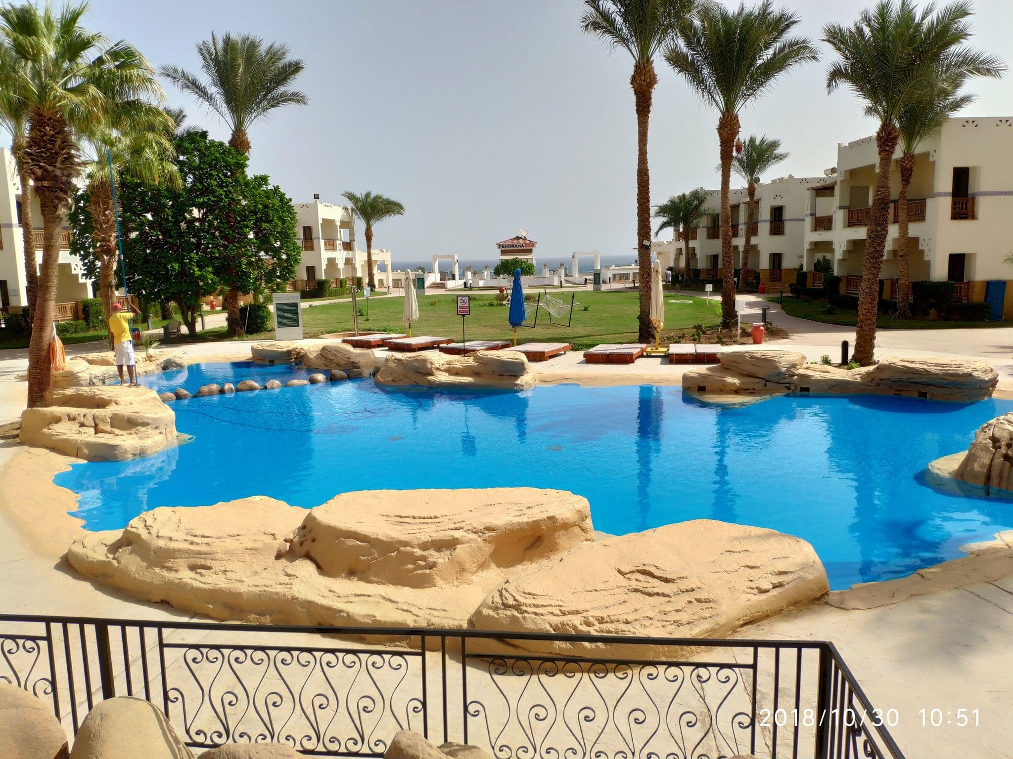 Street view near Amphoras Beach Resort, Sharm el-Sheikh